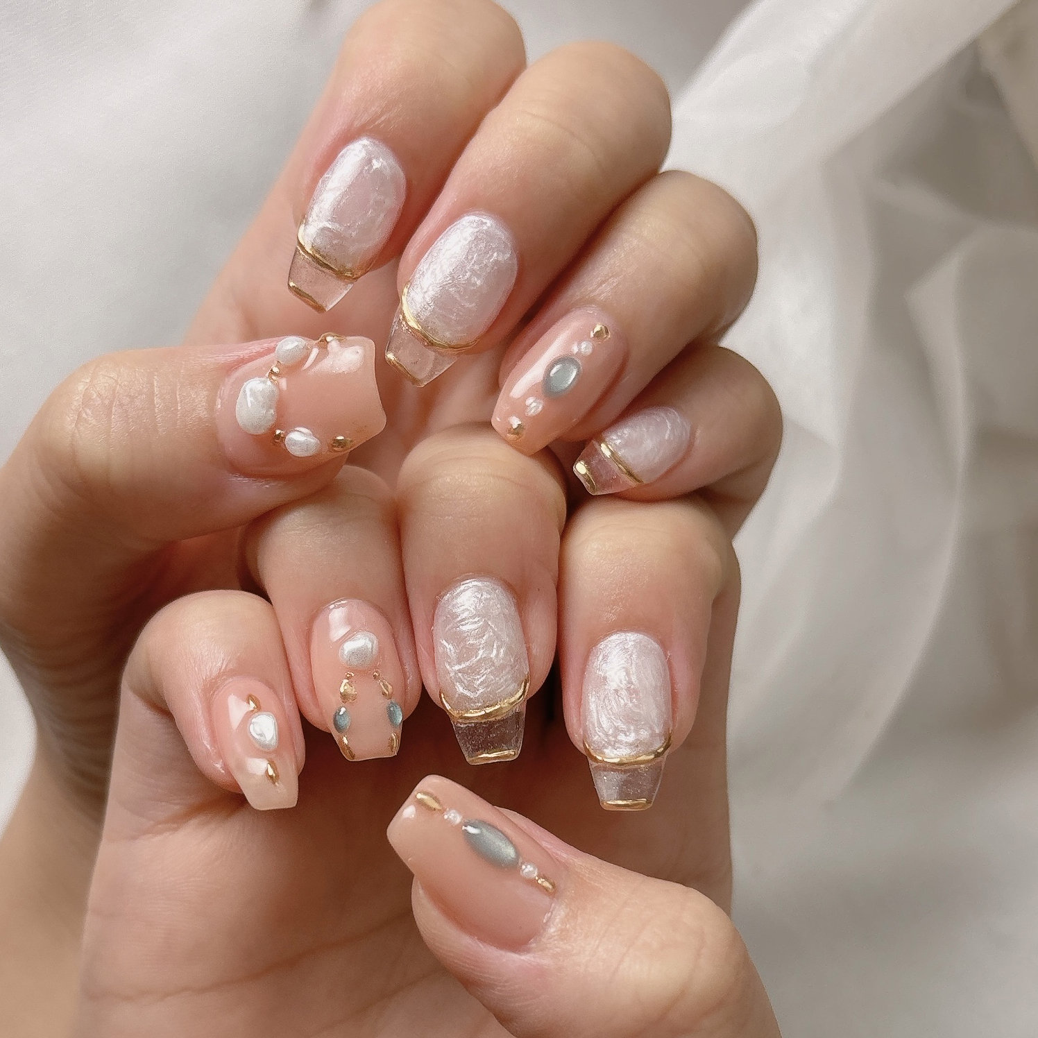 Radia_bykaonails