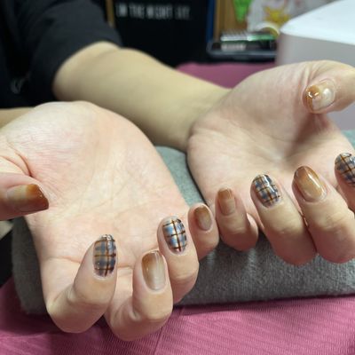 【初回限定】口コミ協力で500円OFF！上品アートコース
