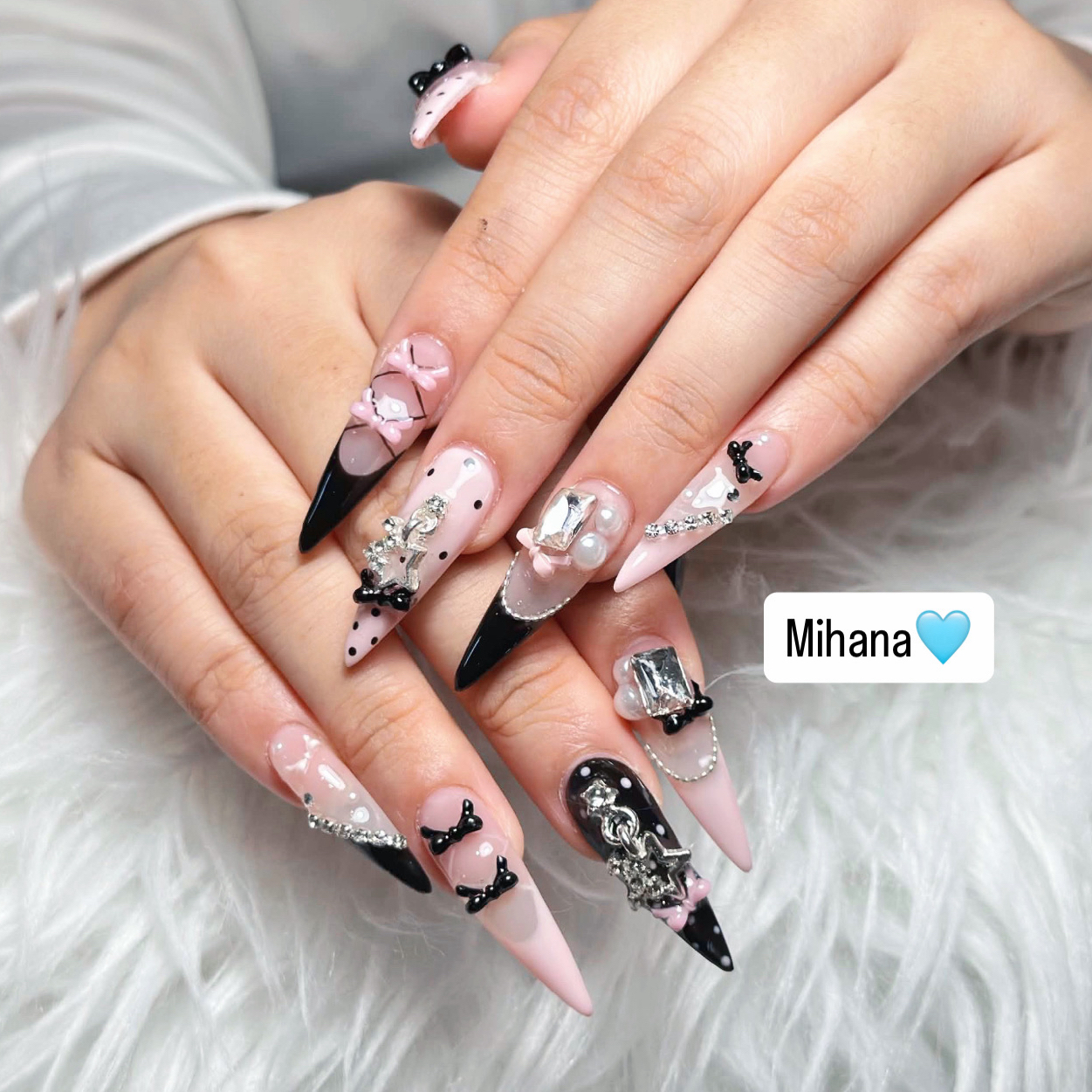 mihana_nailist