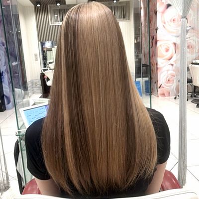 痛くない！ブリーチ２回＋高発色カラー
