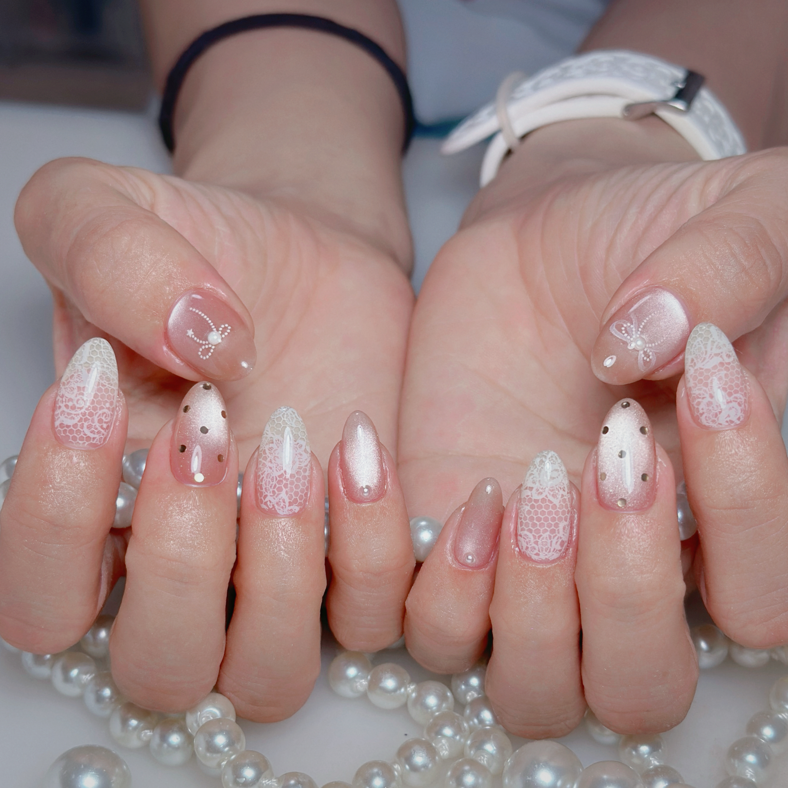 thumbs.up.nail