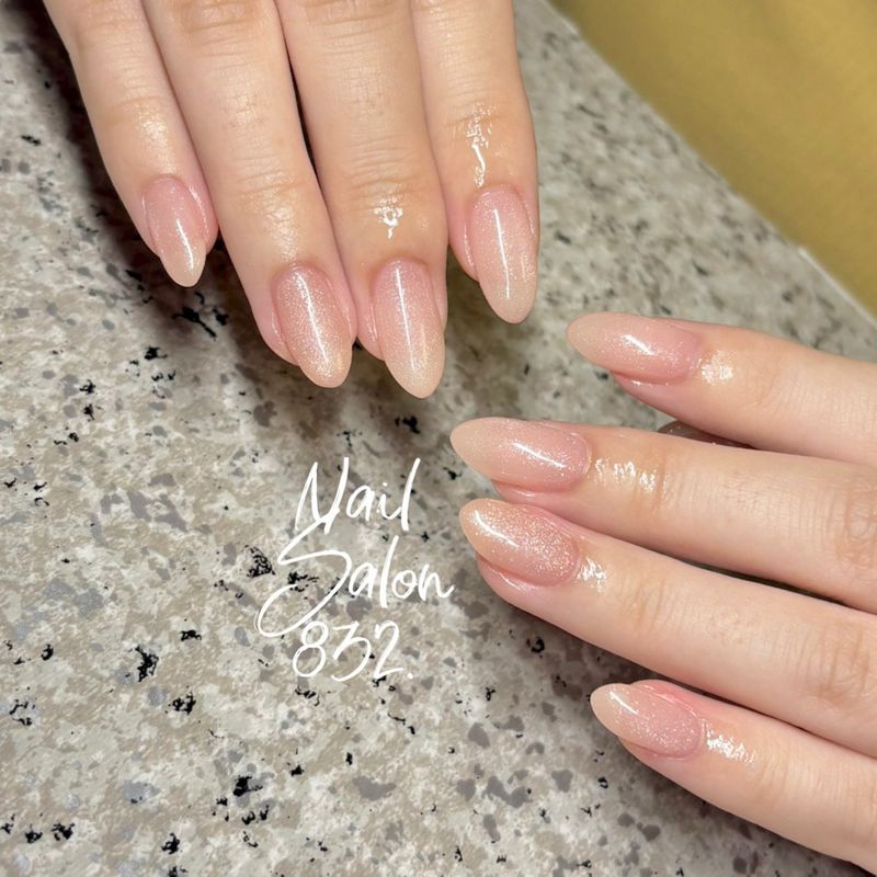 Nail Salon832.