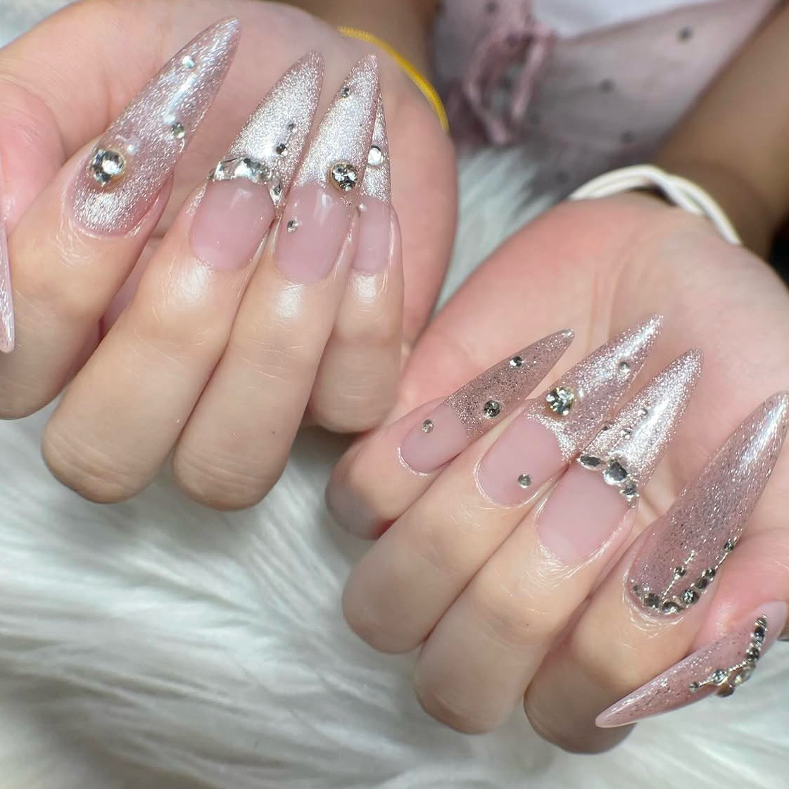 Naomi_RibonNail