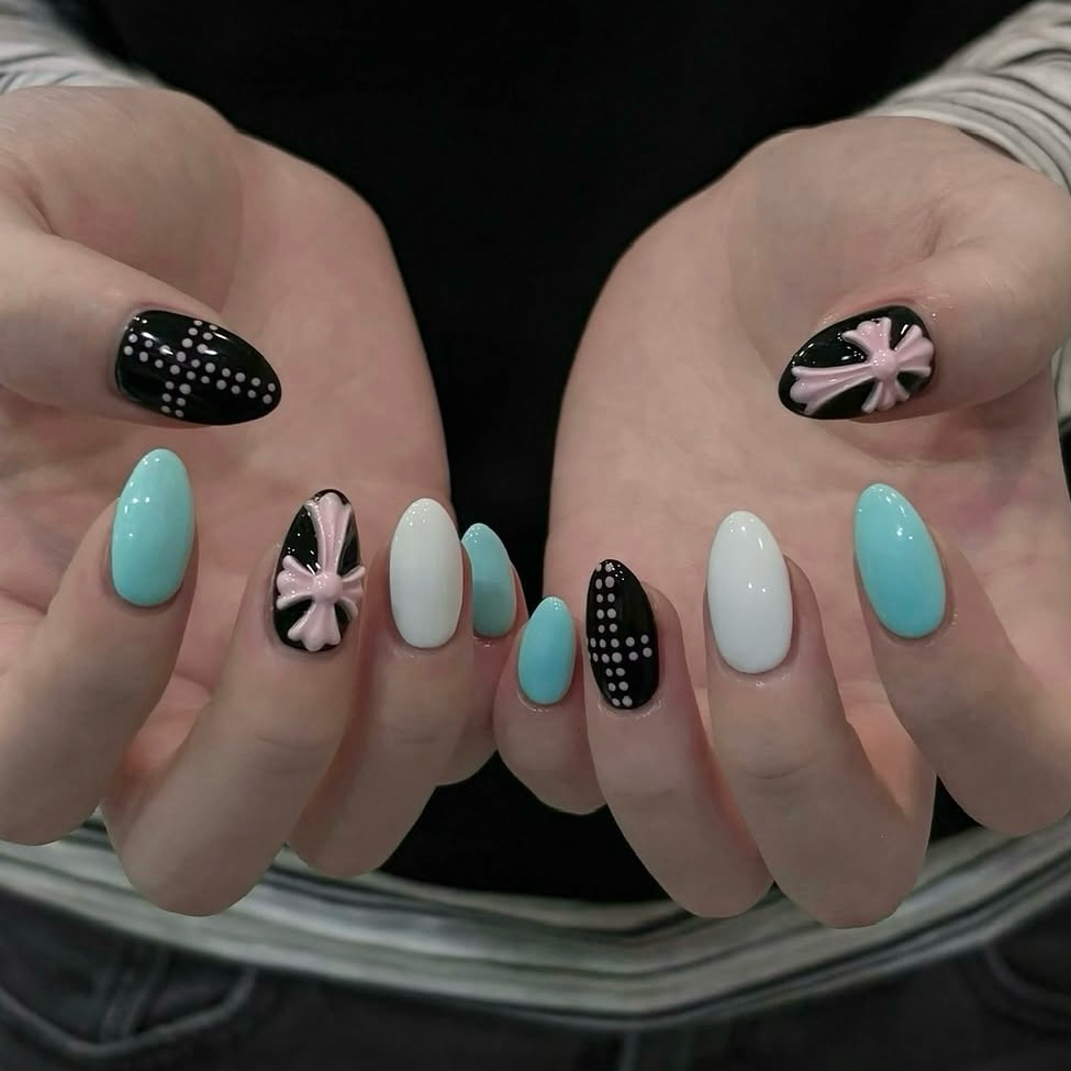 Yunzina_RibonNail