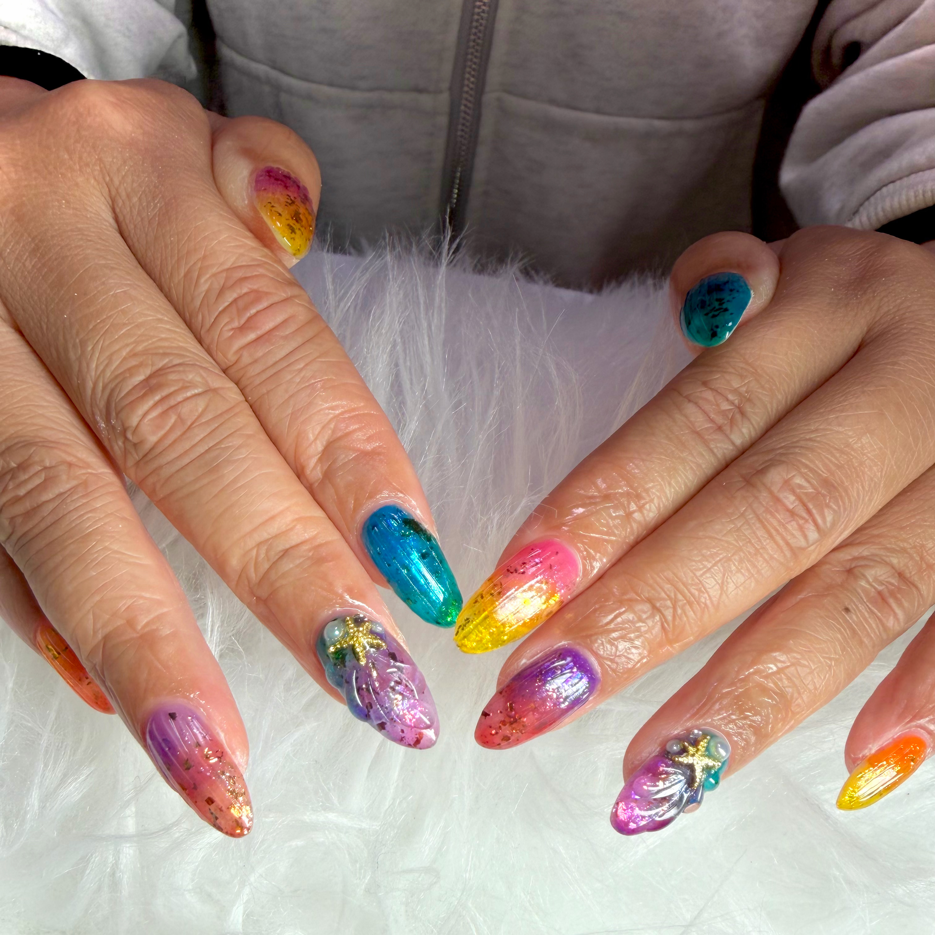 NailroomA