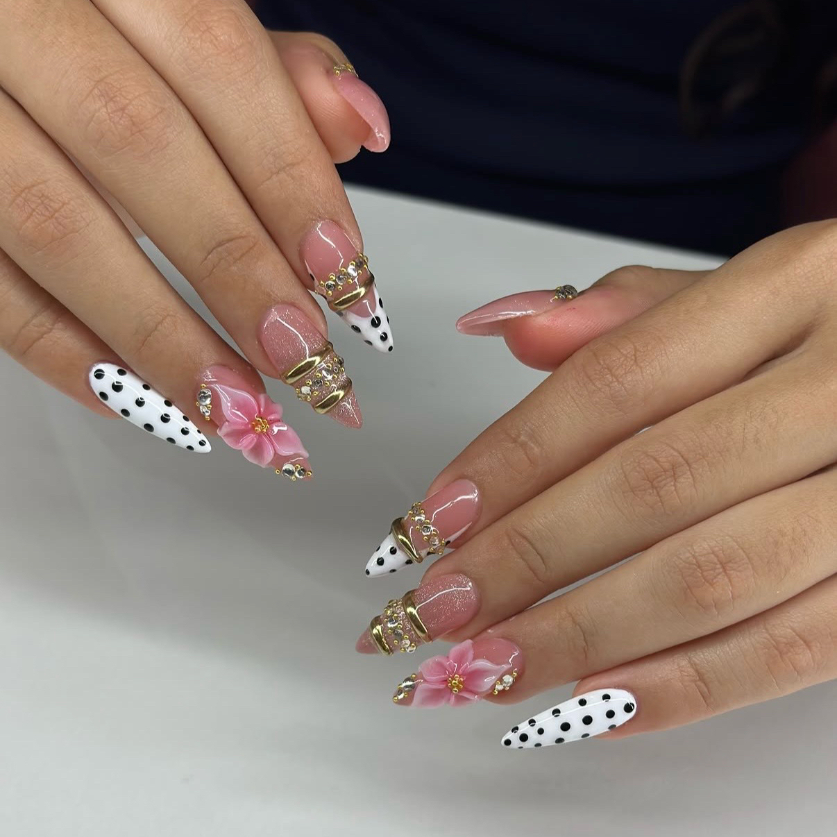 Shinnn_Nail