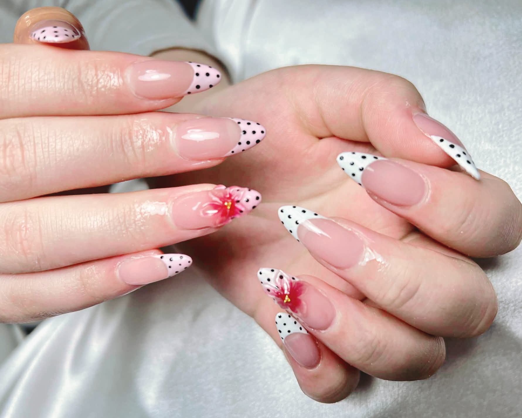 Mew_SanieNail