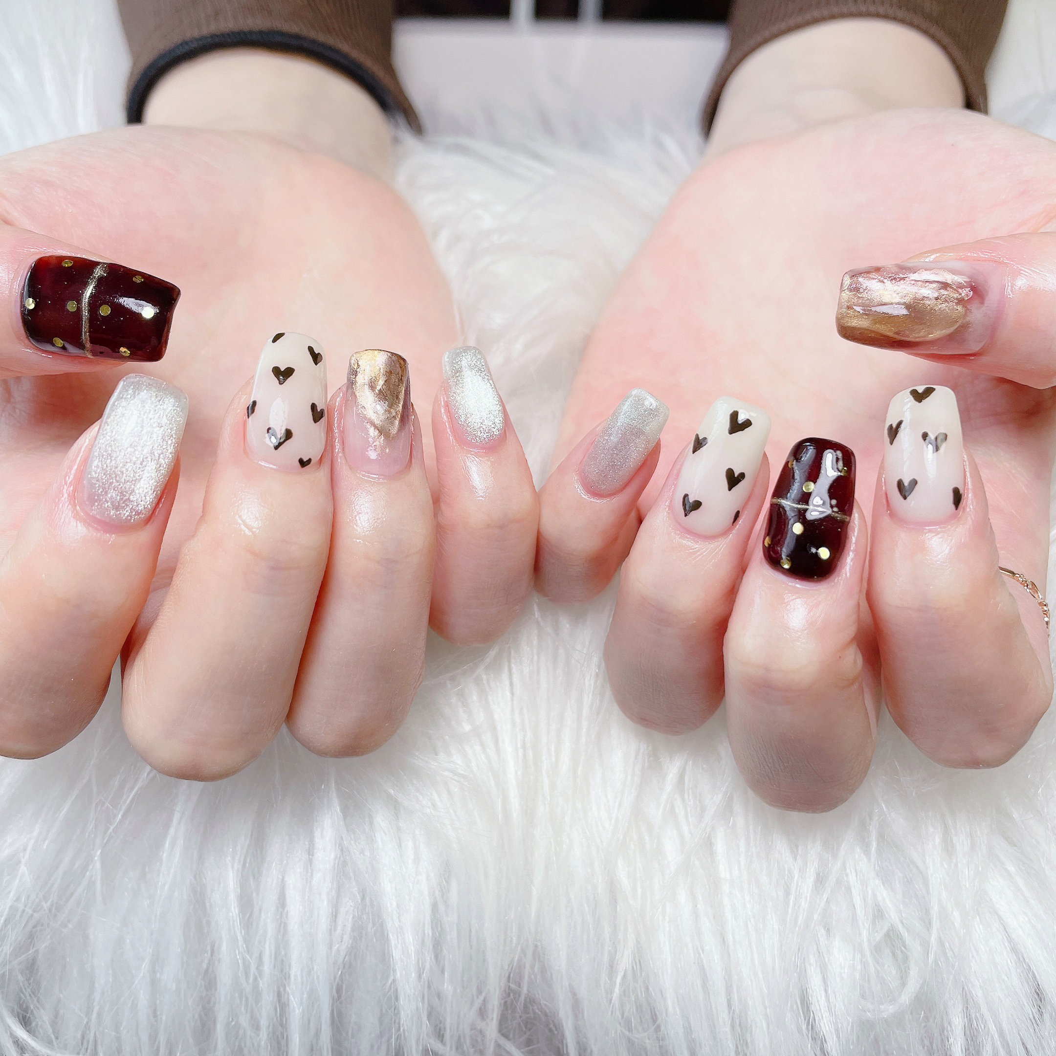 Tiara_nail_mari