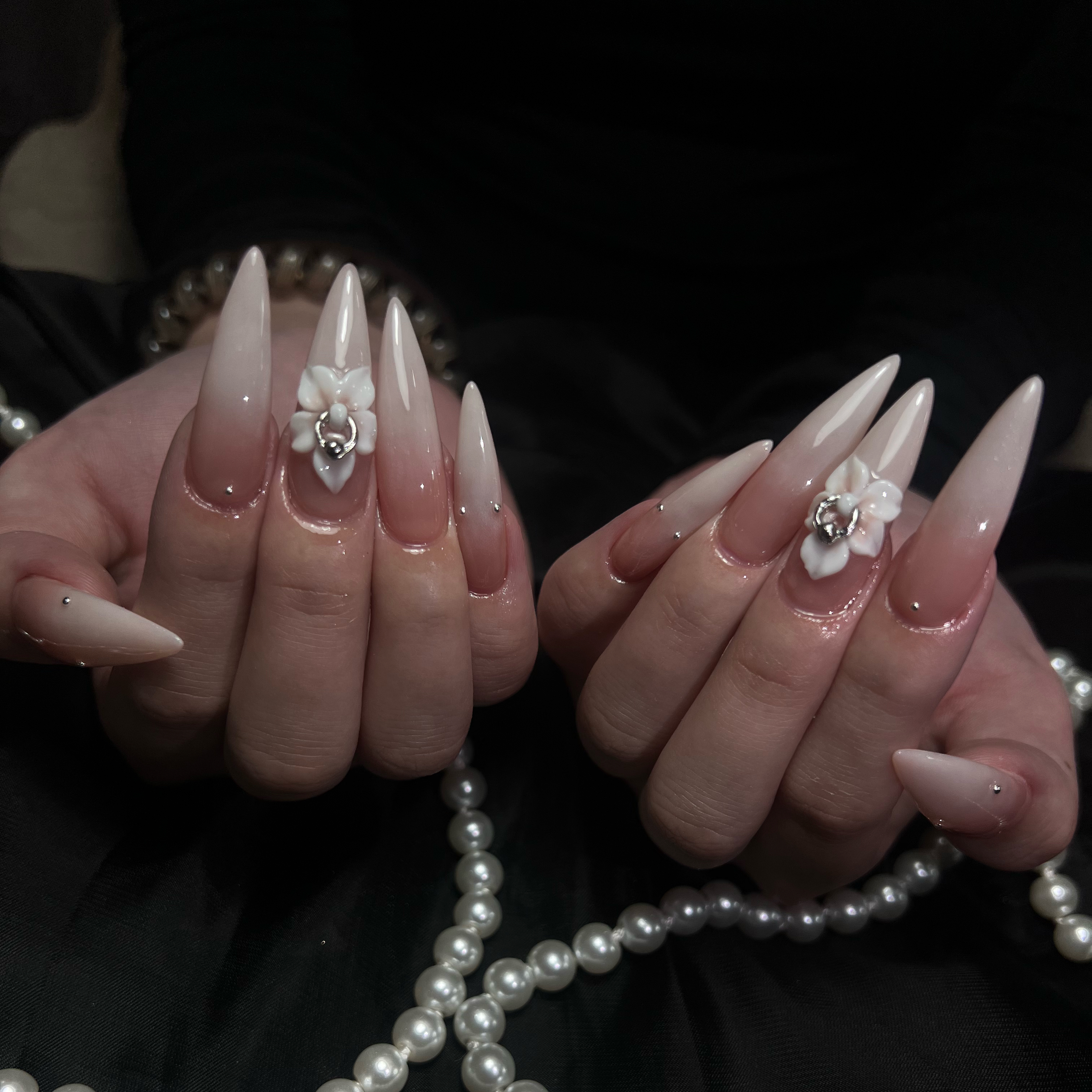 Lyna_Nails