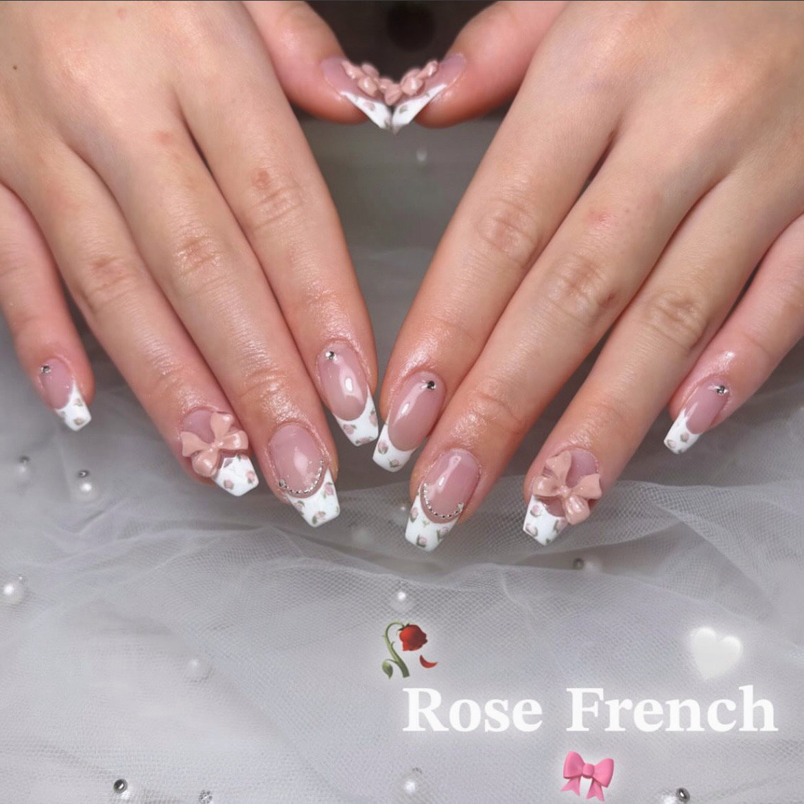 mu._.nail