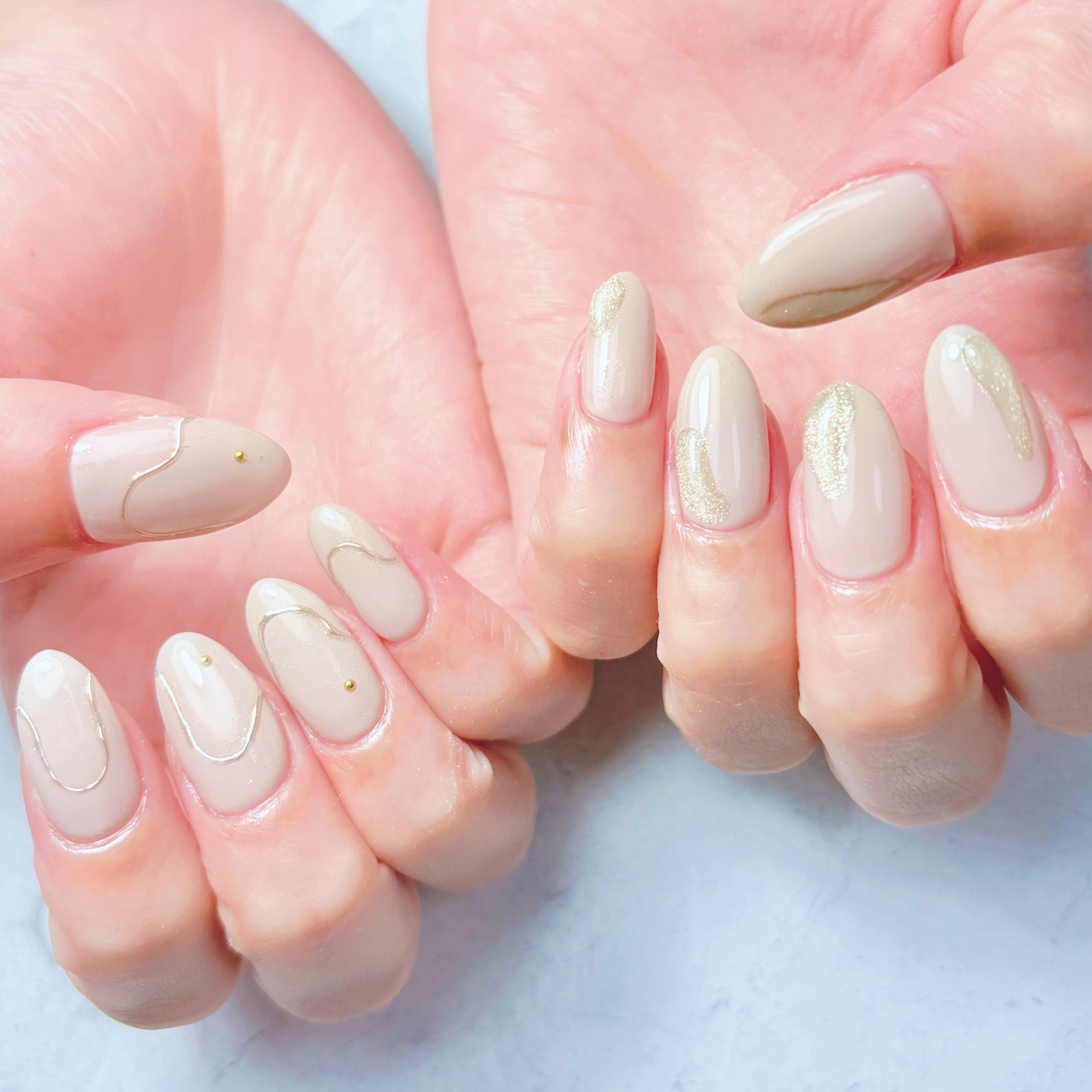 Adel_nail