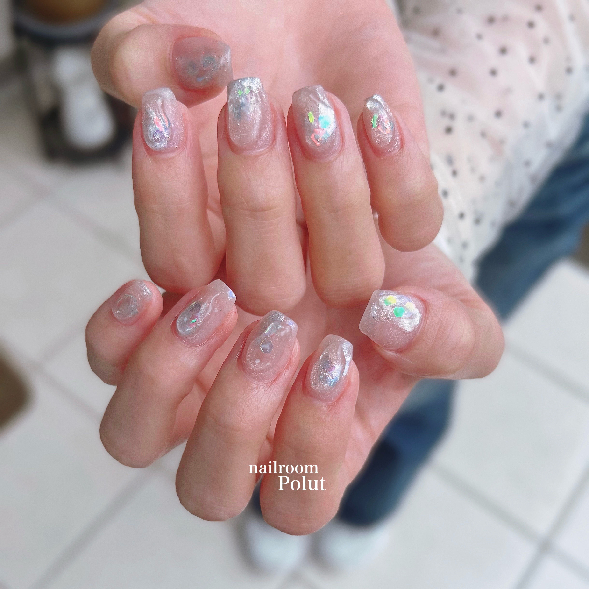 nailroom_Polut