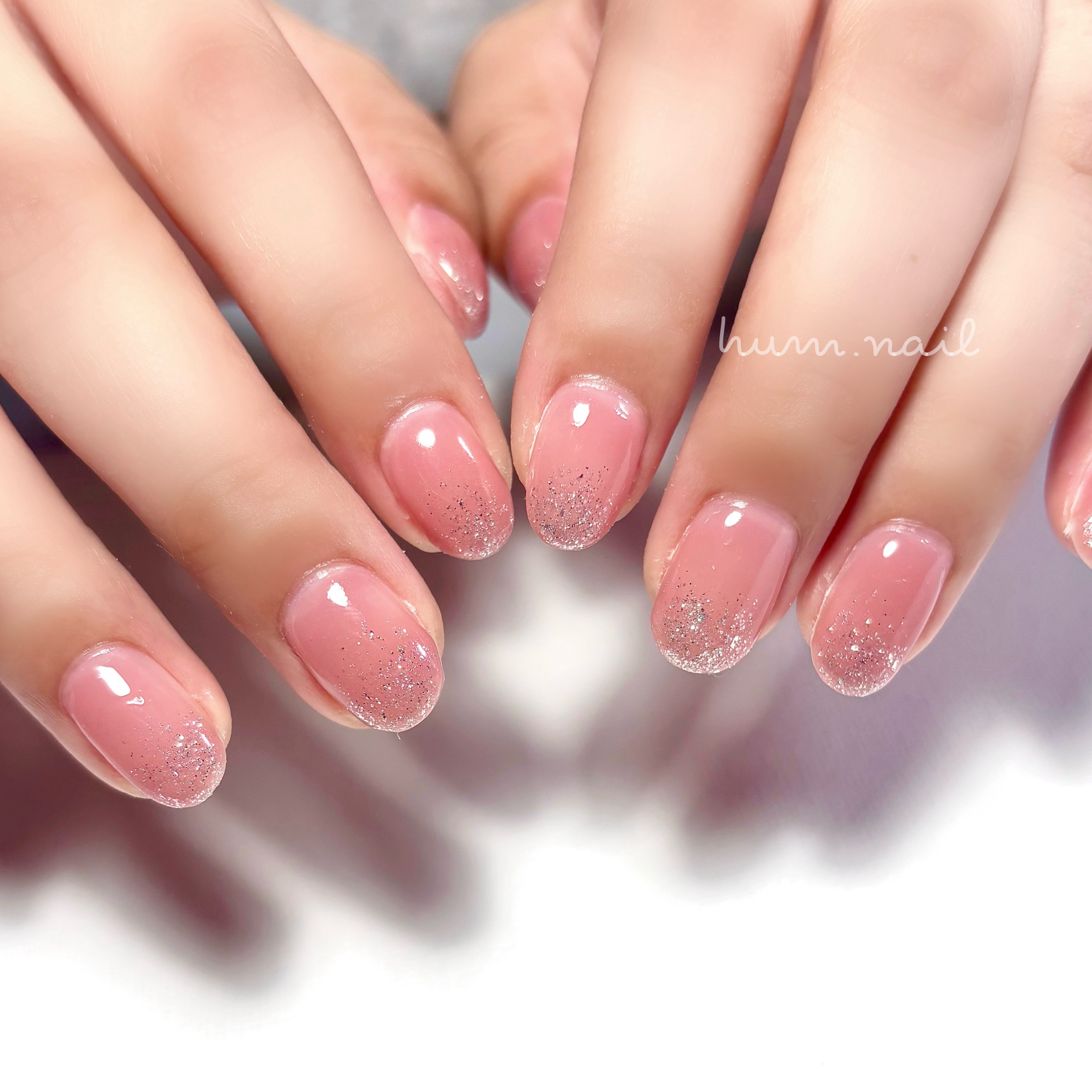 hum.nail