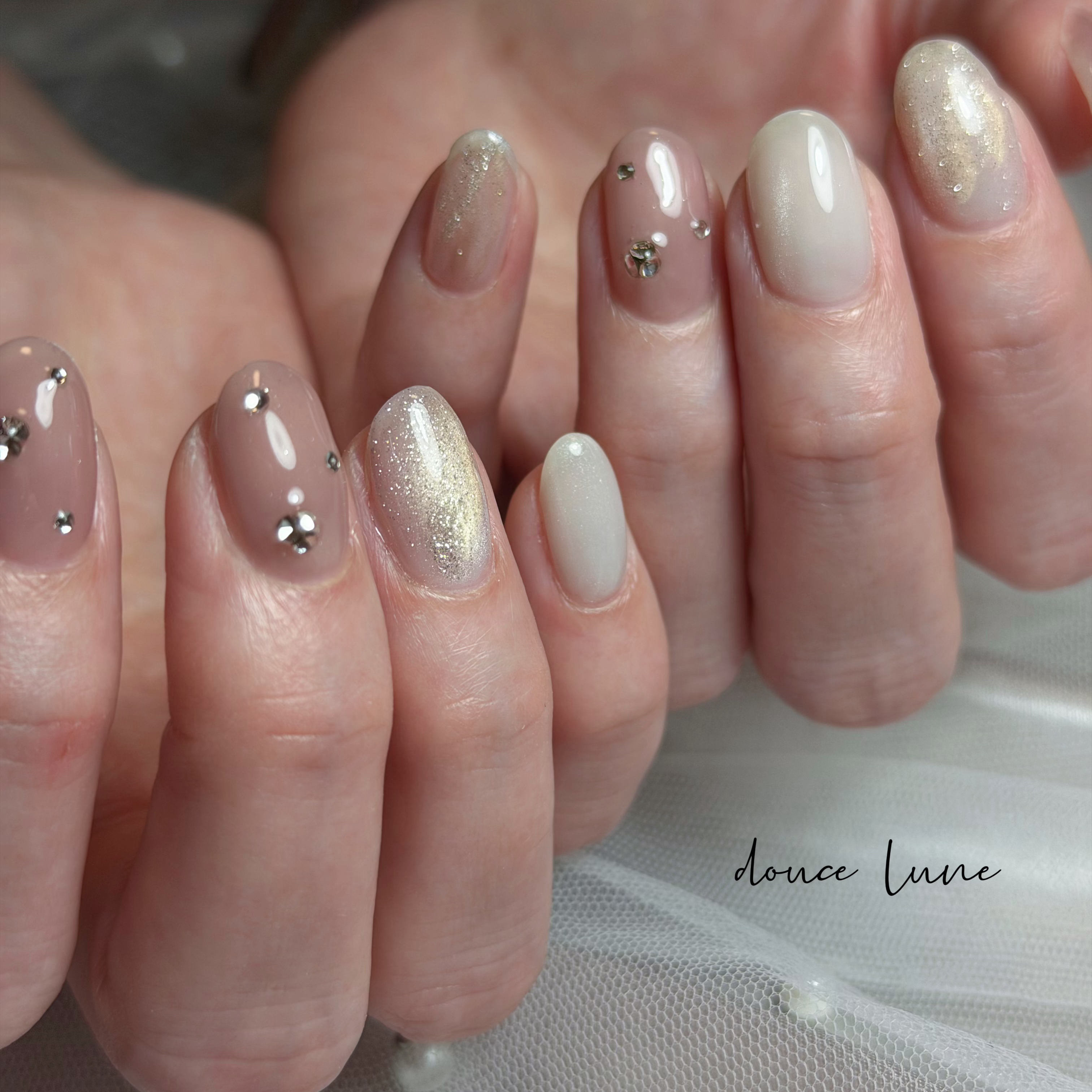M...nail