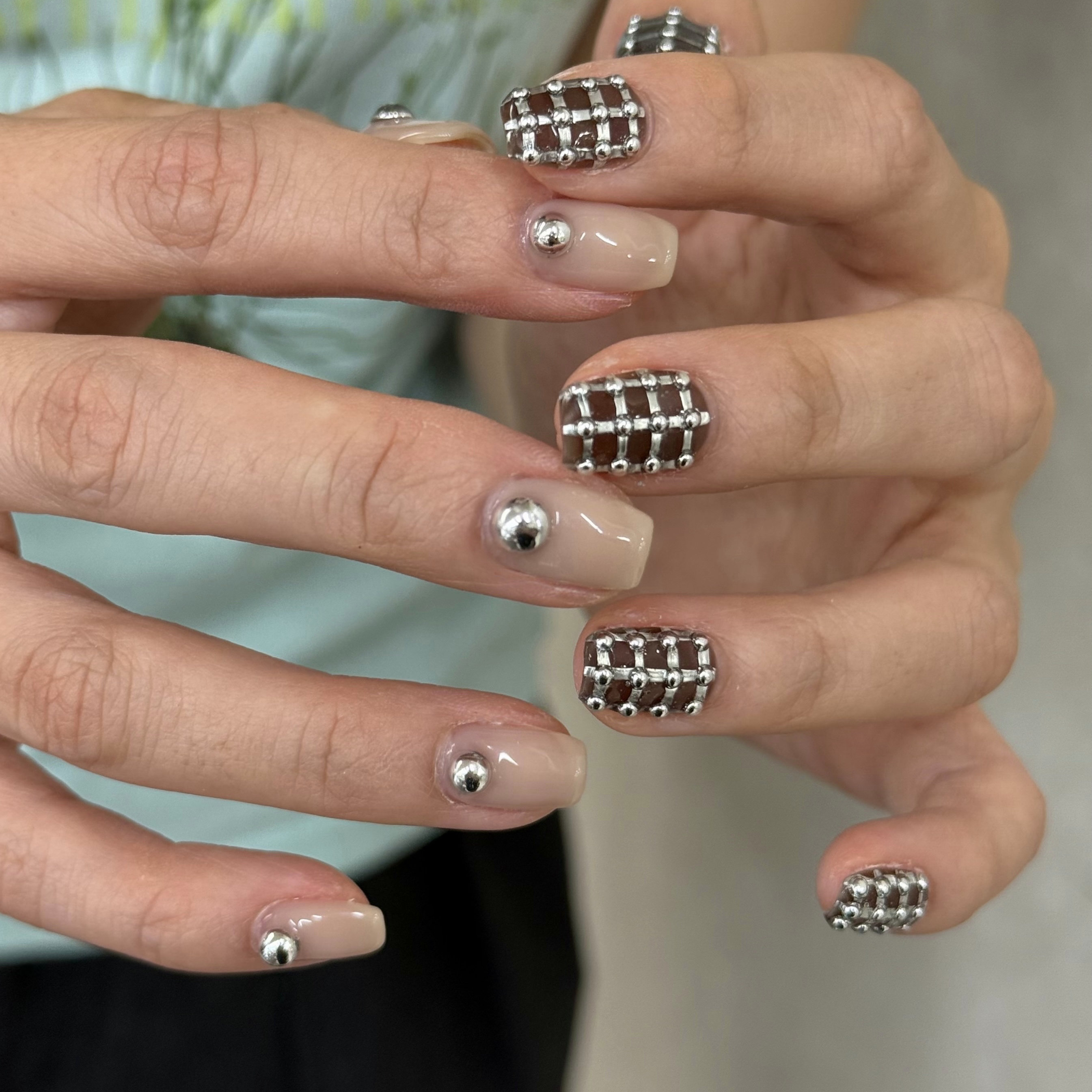 NAIL_14