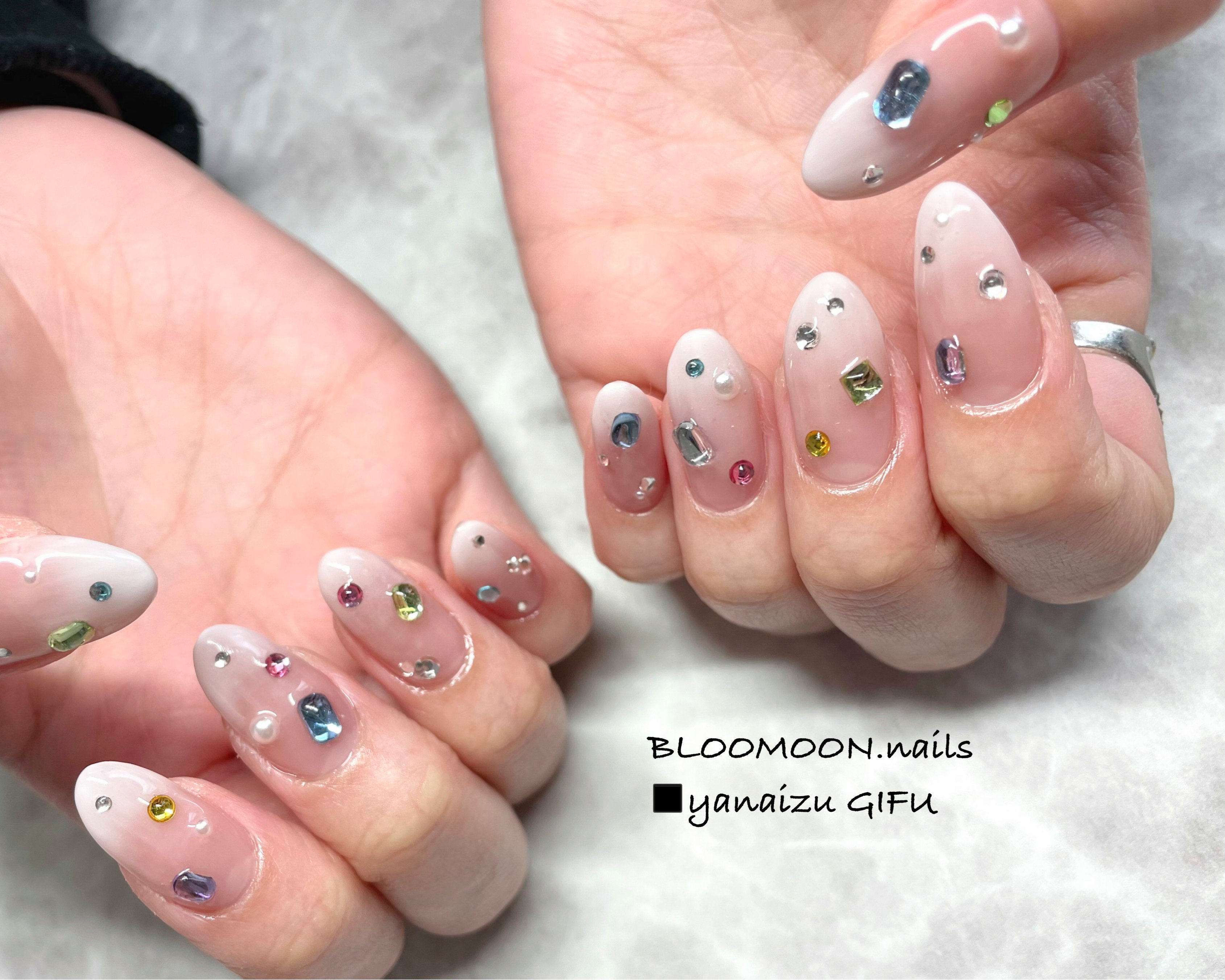 BLOOMOON.nails