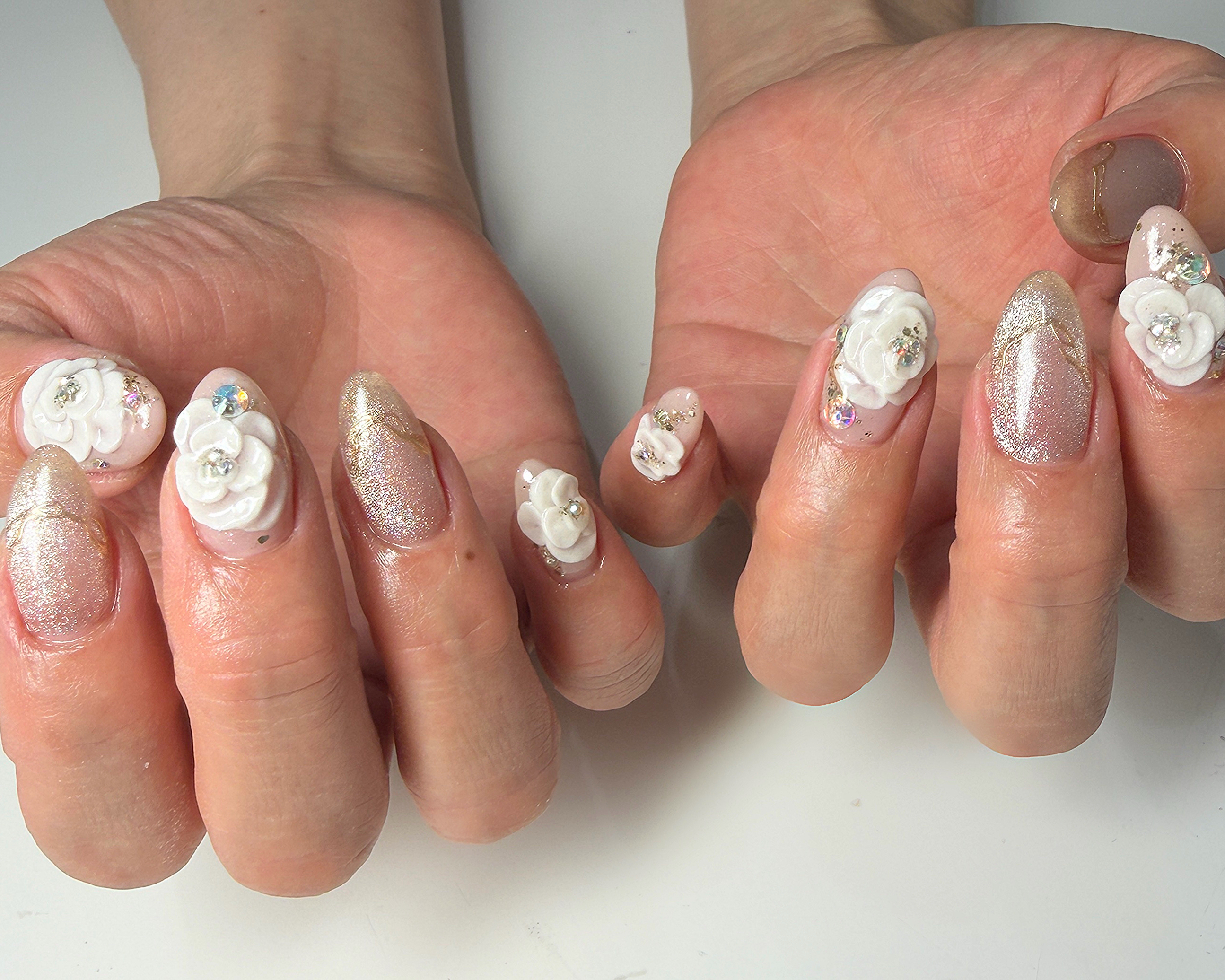 Nails_M