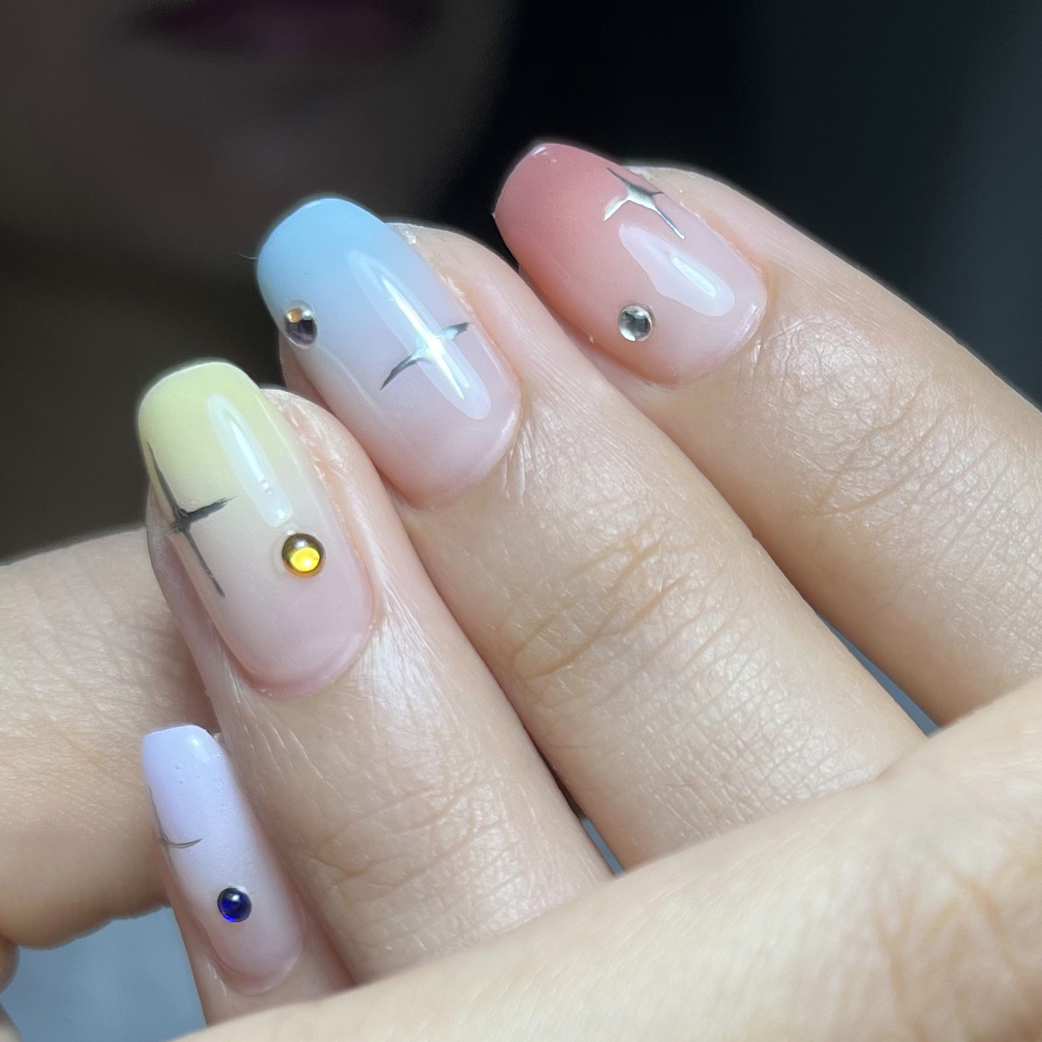 anila_nail