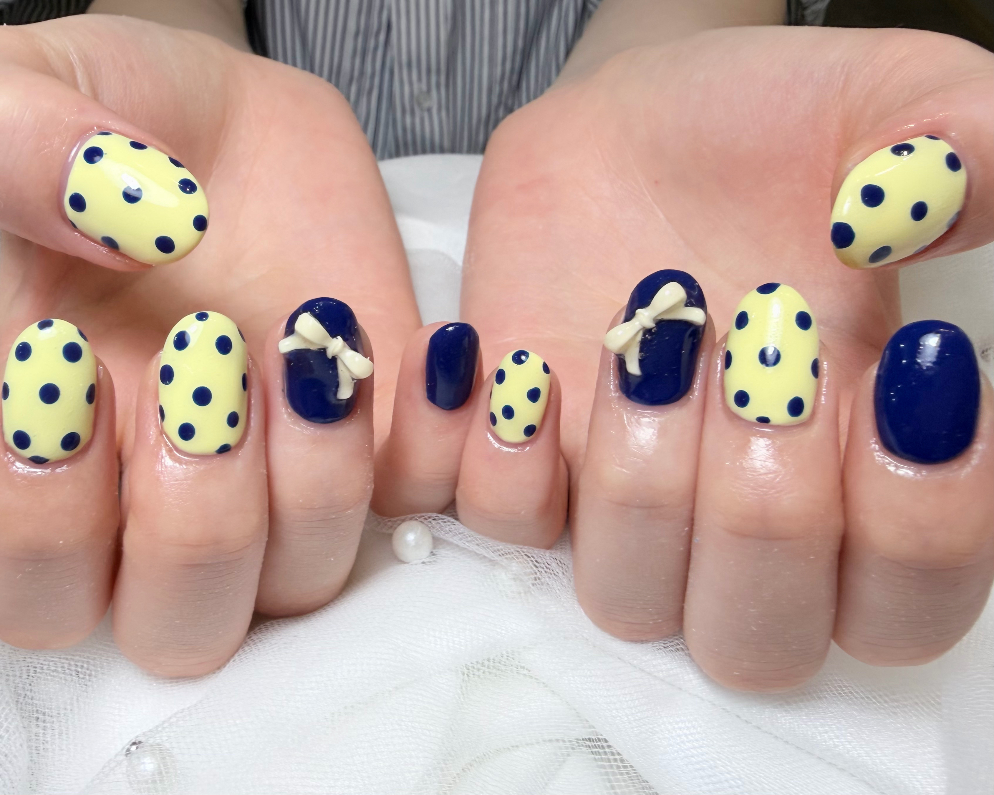 blanc.nail