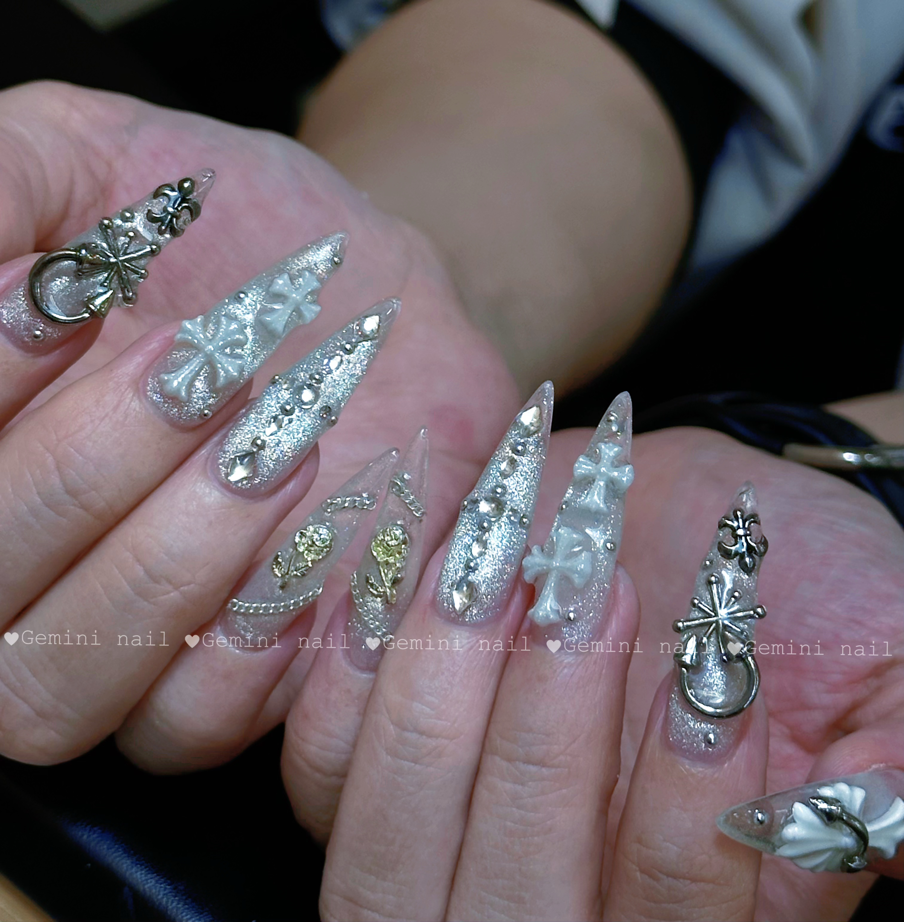 Gemini.nail.koenji