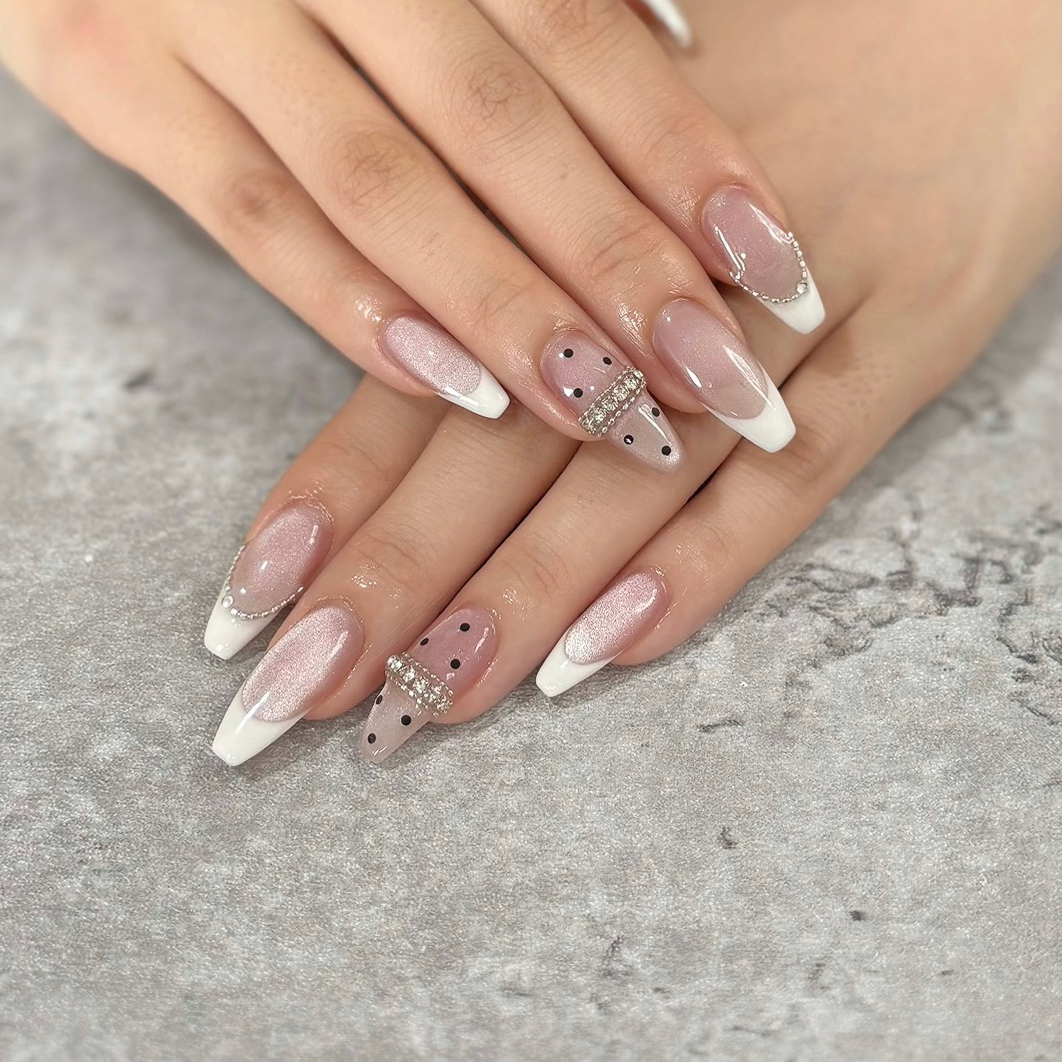 Nailroom_C