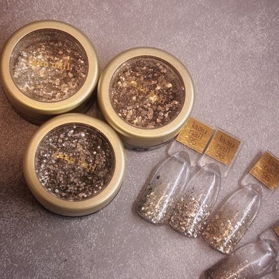 𓊆𝑓𝑜𝑜𝑡𓊇ラメグラデーション𝐶𝑜𝑣𝑟𝑠𝑒
ꕥリピーター様𝑀𝑒𝑛𝑣