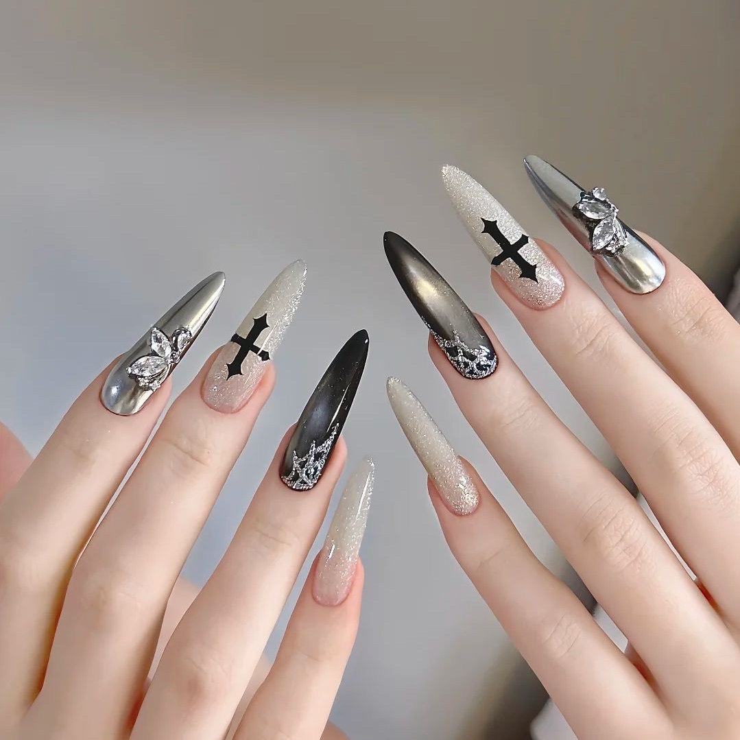 Lana_nail_Mimi
