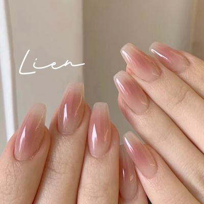 🍓チークネイル｜ベース付き｜パーツ2個プレゼント付き