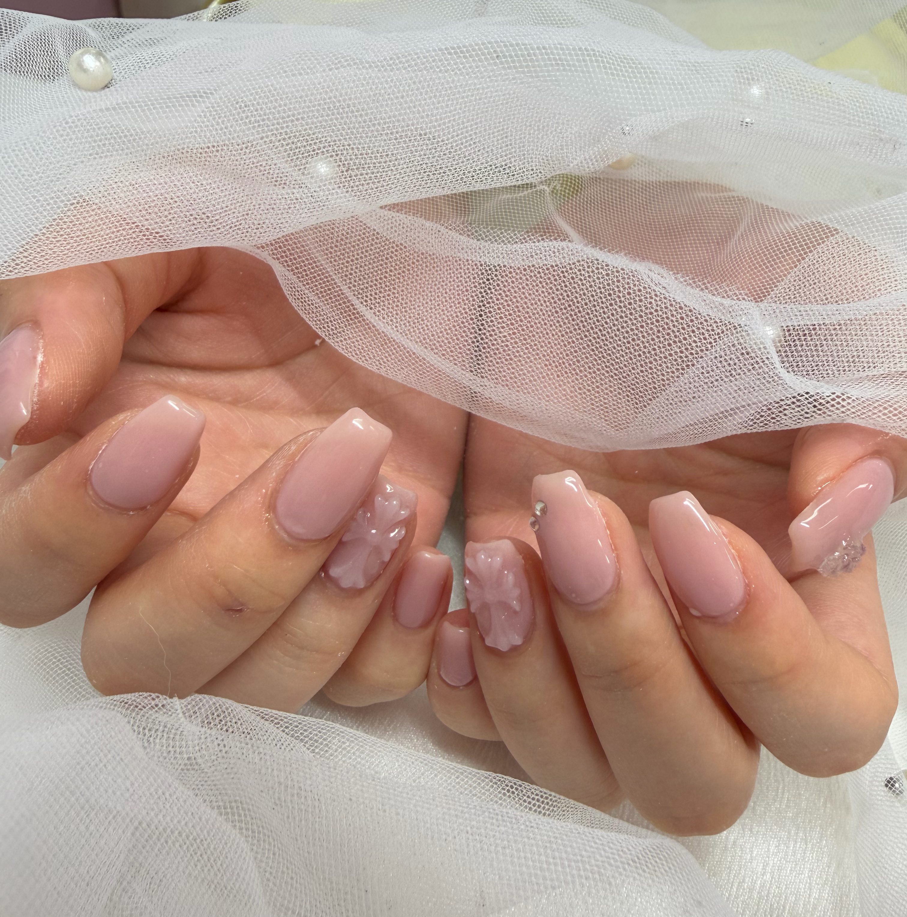 nail_mrn