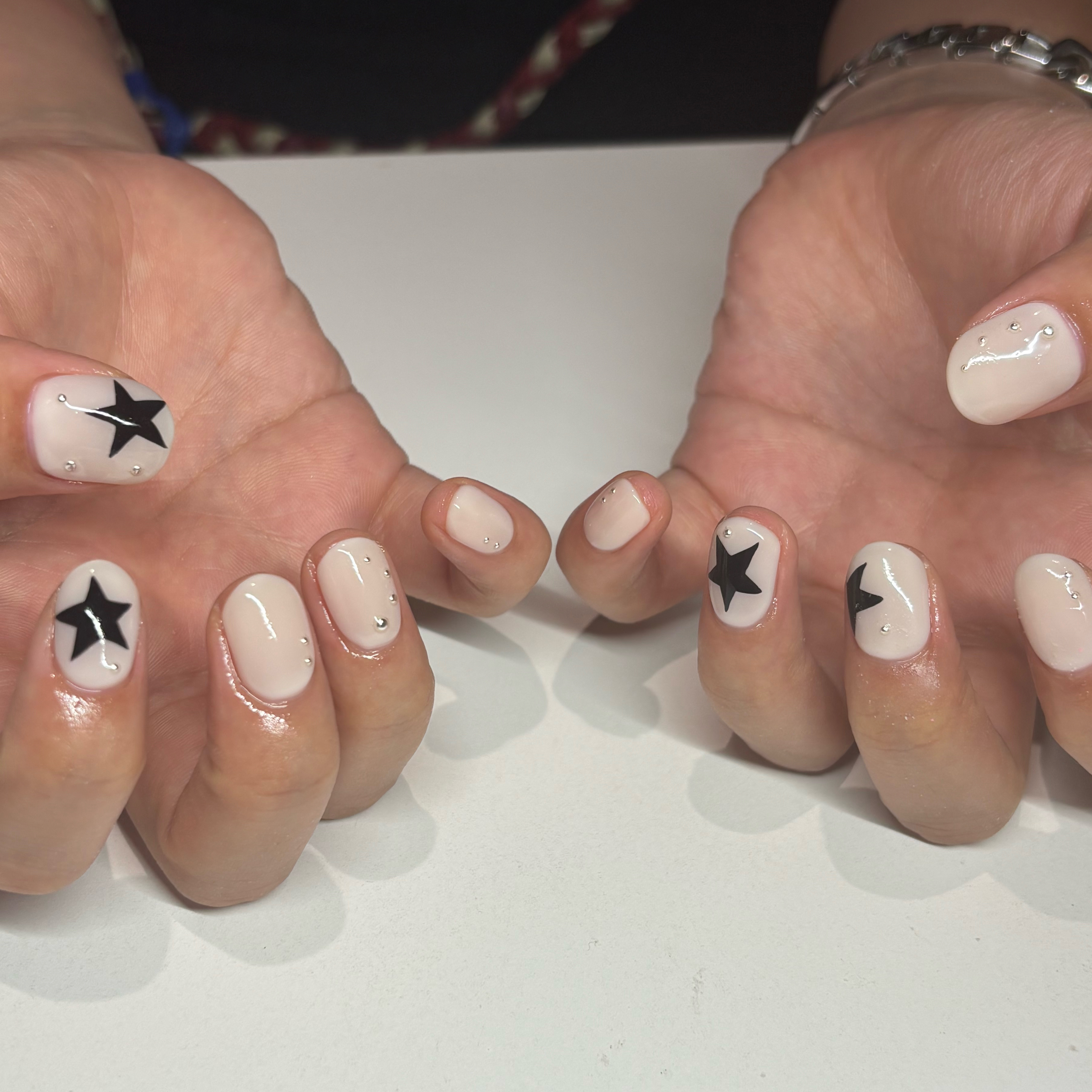 rei_s2_nail