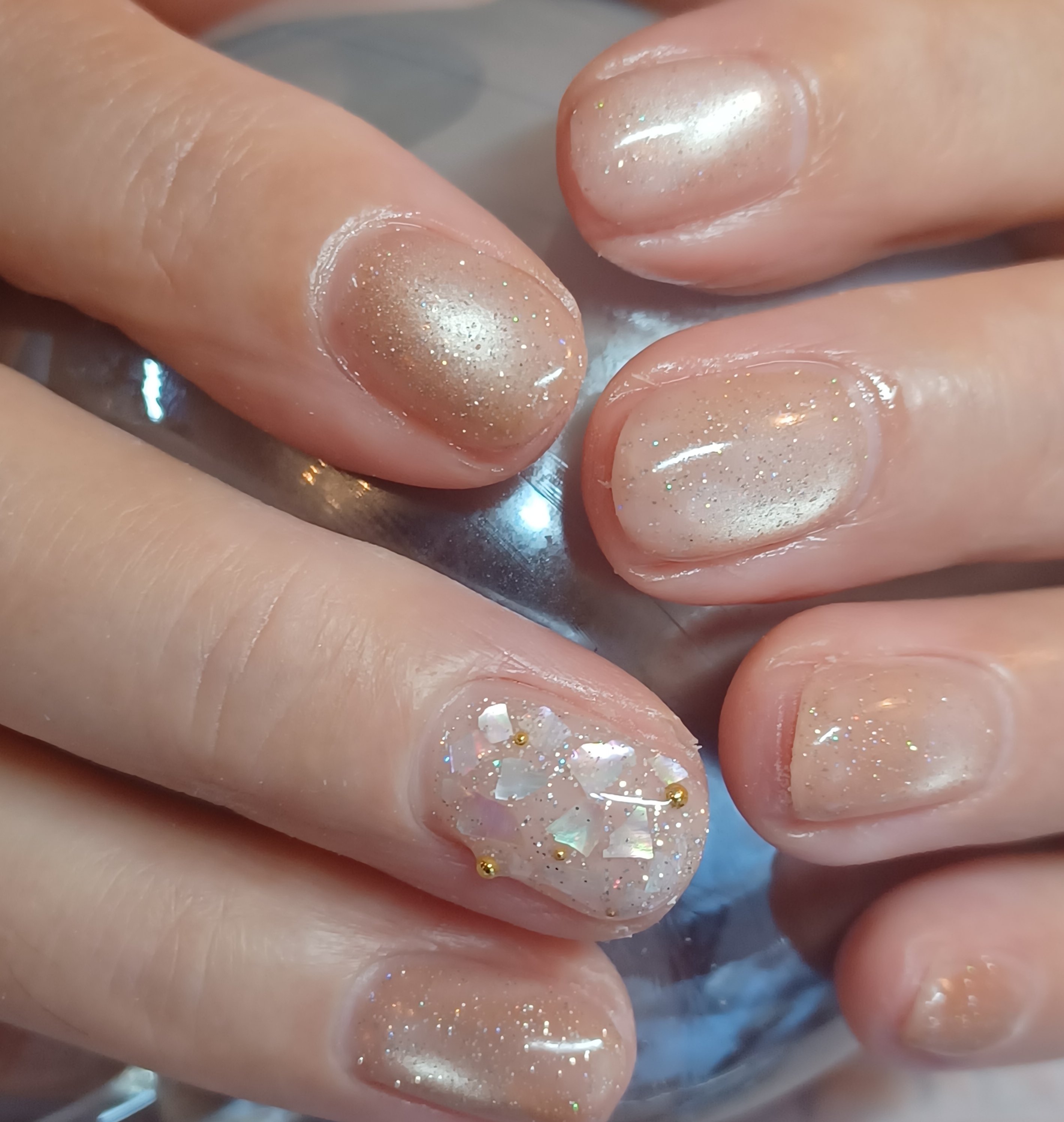 antique.nail