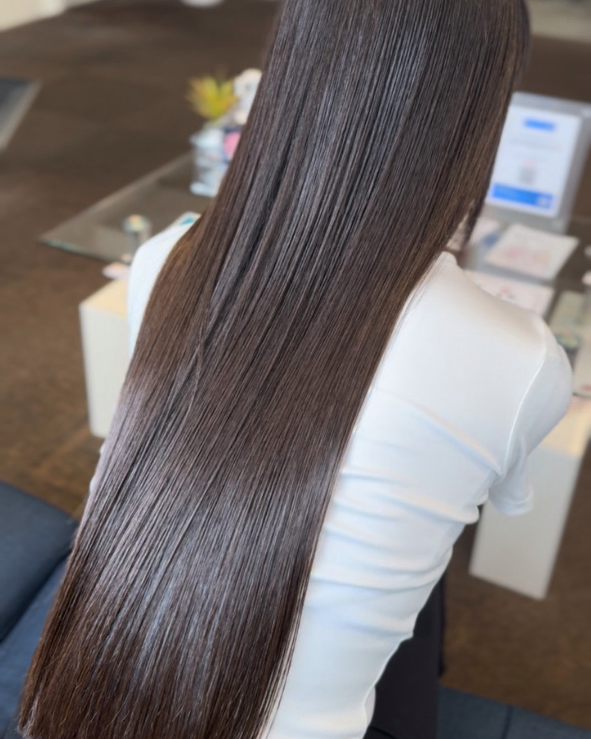 W_SALON