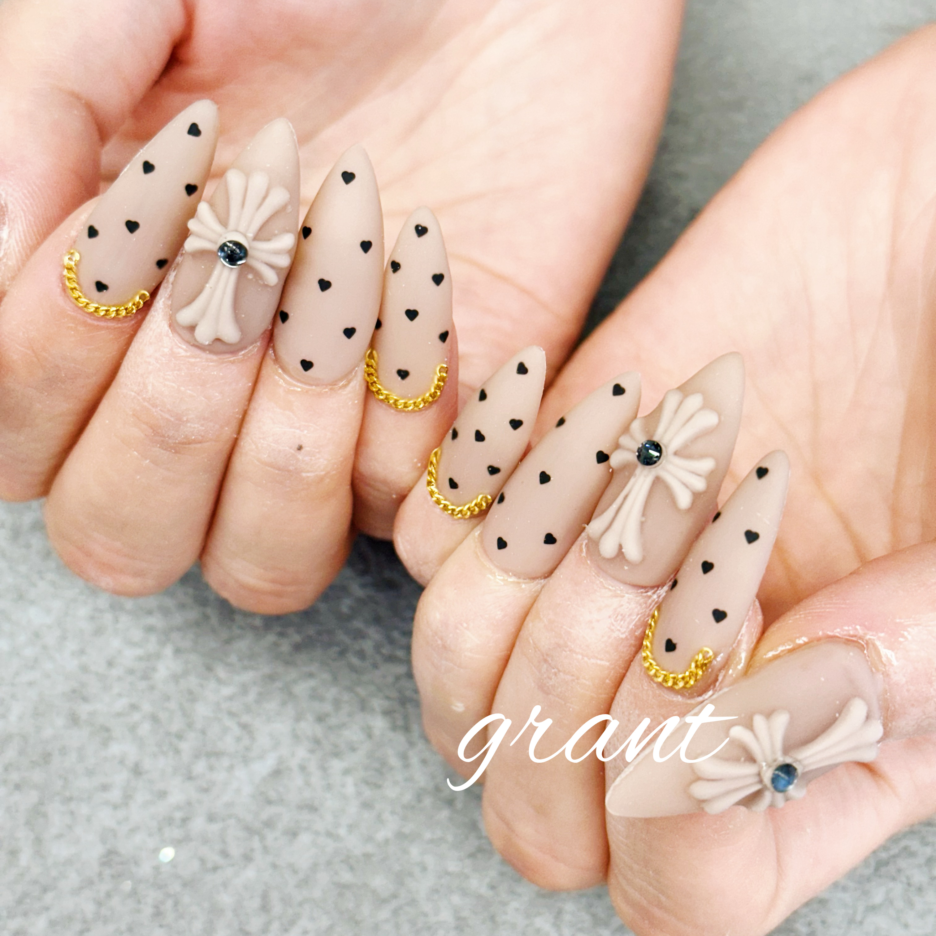 nailsalon_grant