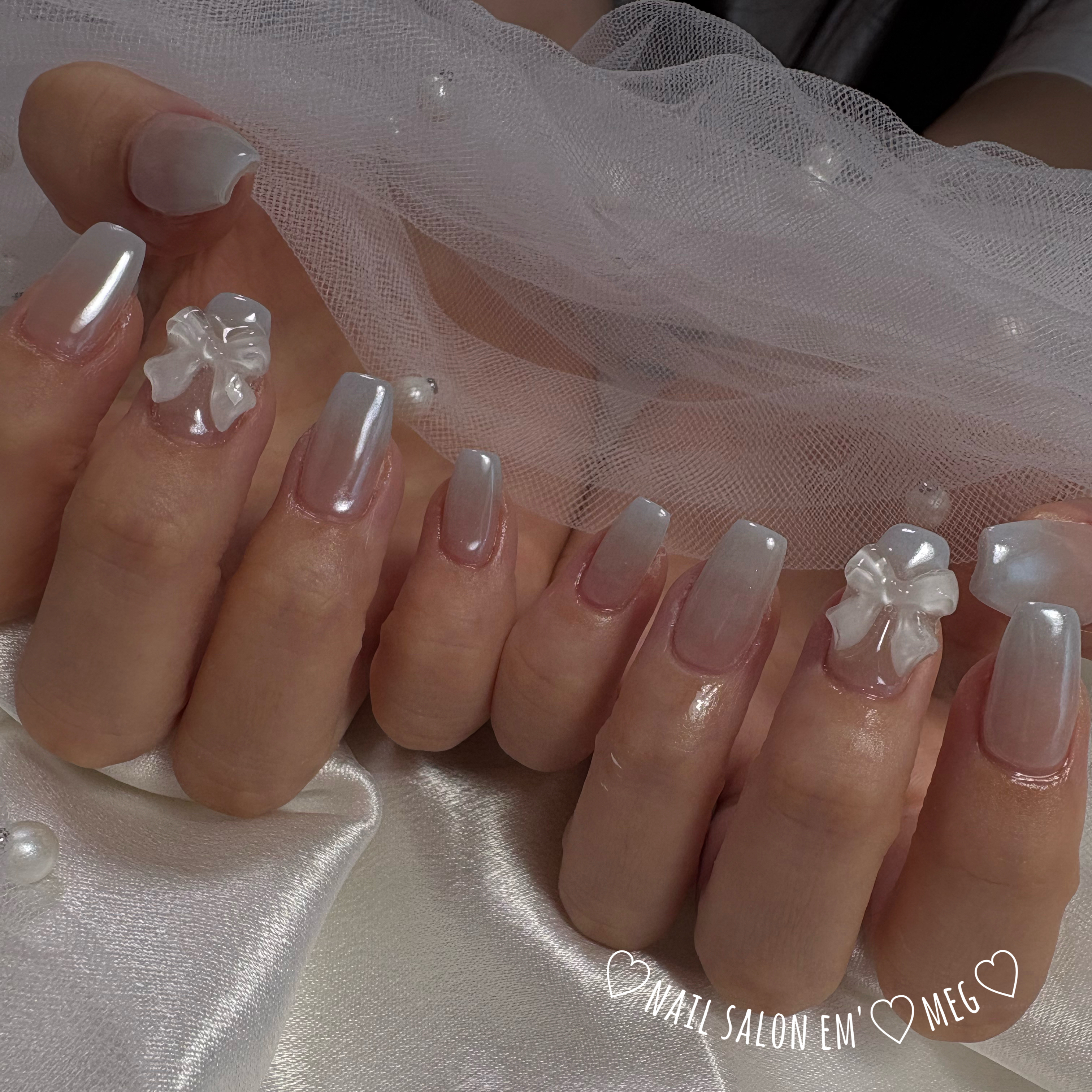 nailsalon_em.meg