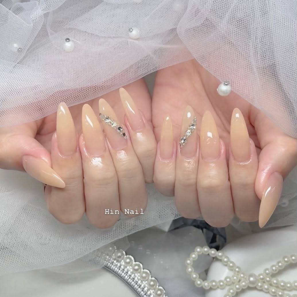 Hin.Nails_salon