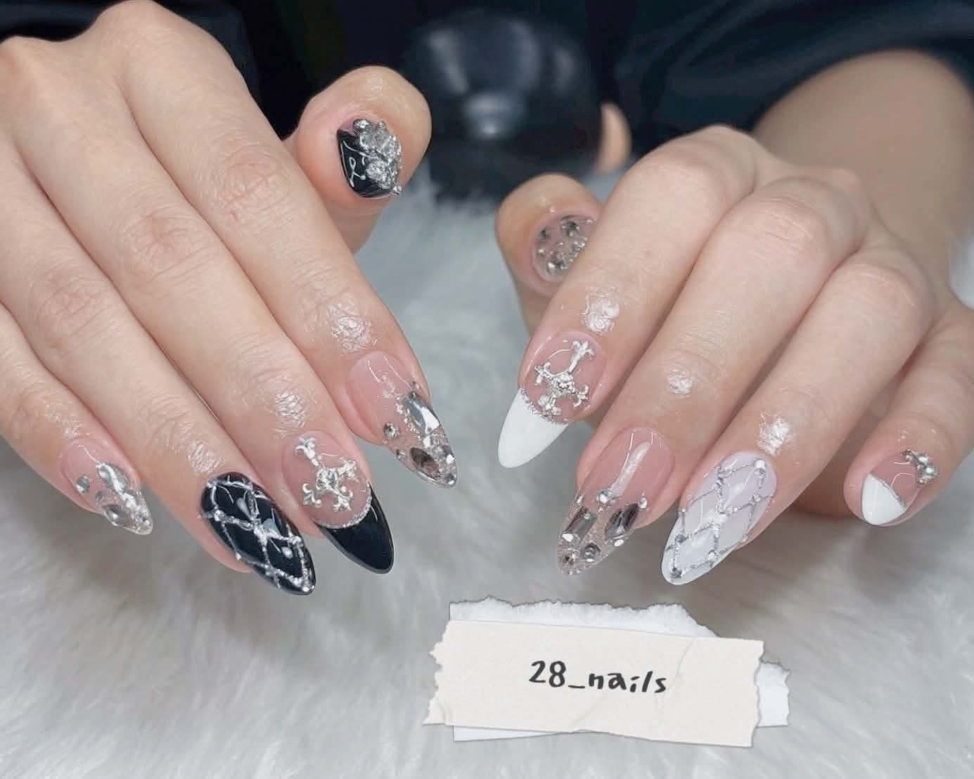 28nails_huyen