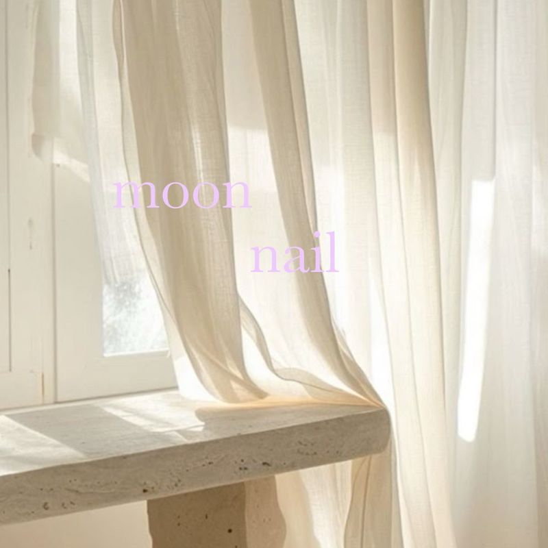 moon nail