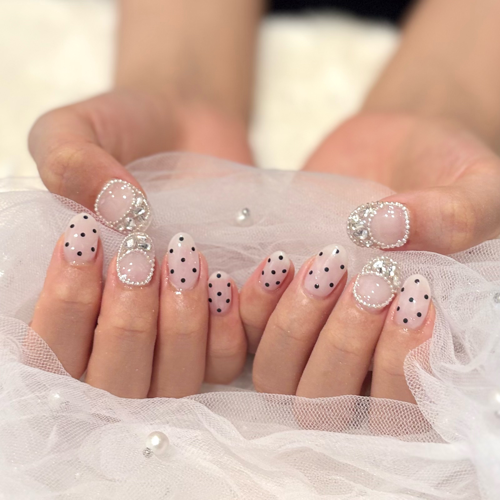nailsalon_april