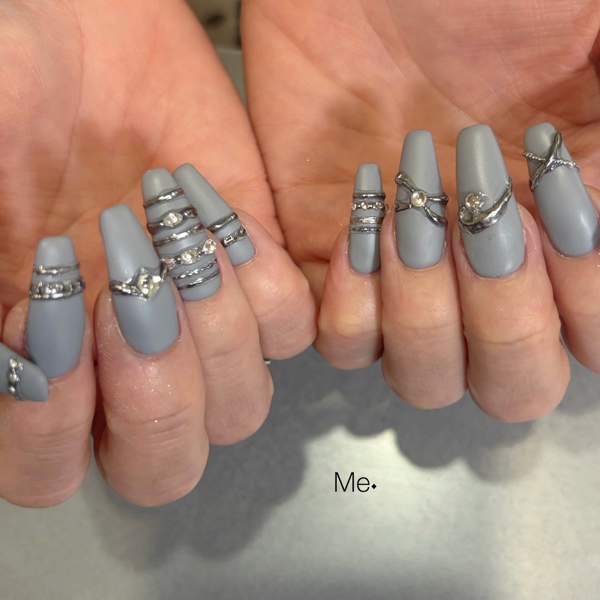 Me.nail