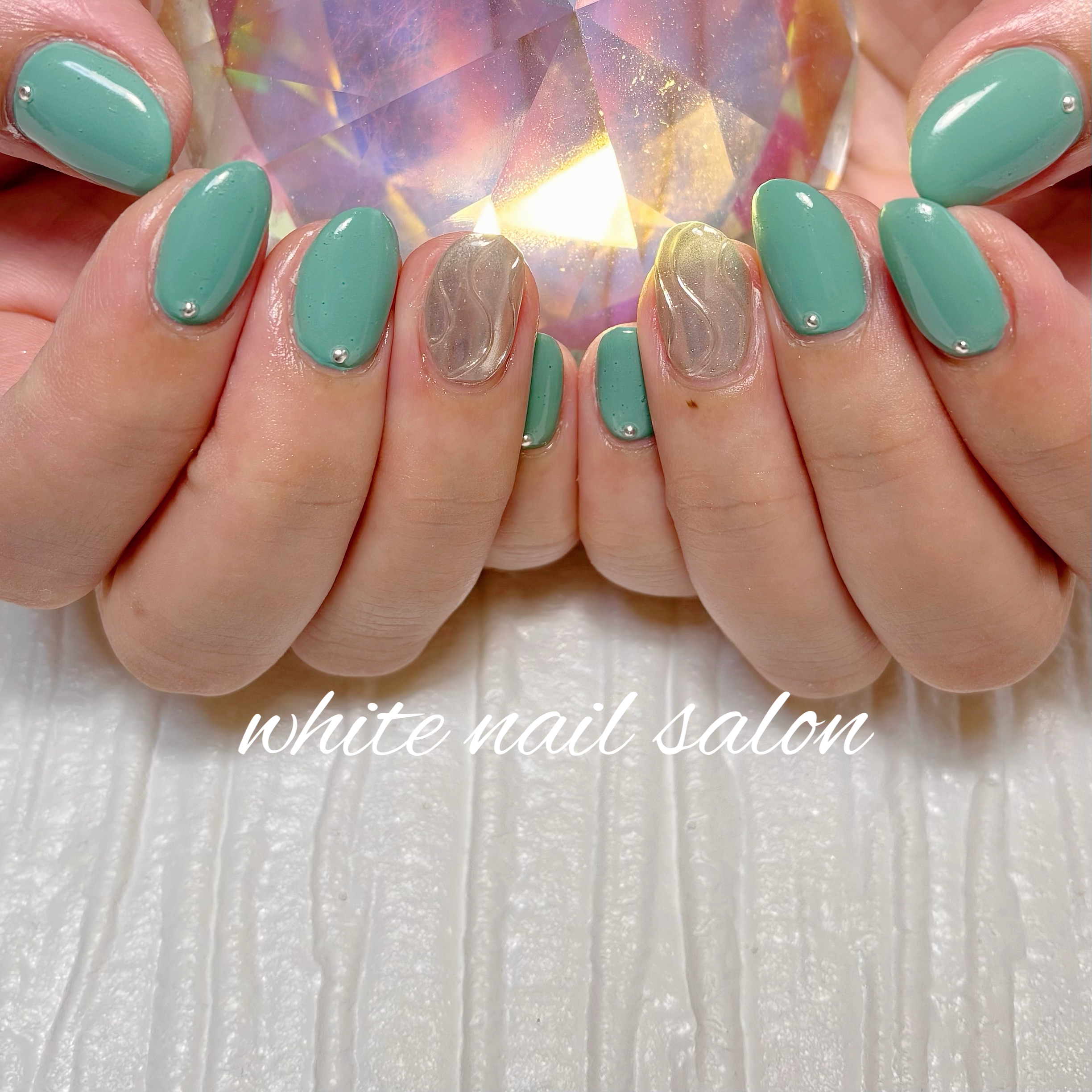 ネイリー（Nailie） - white_nail_salon