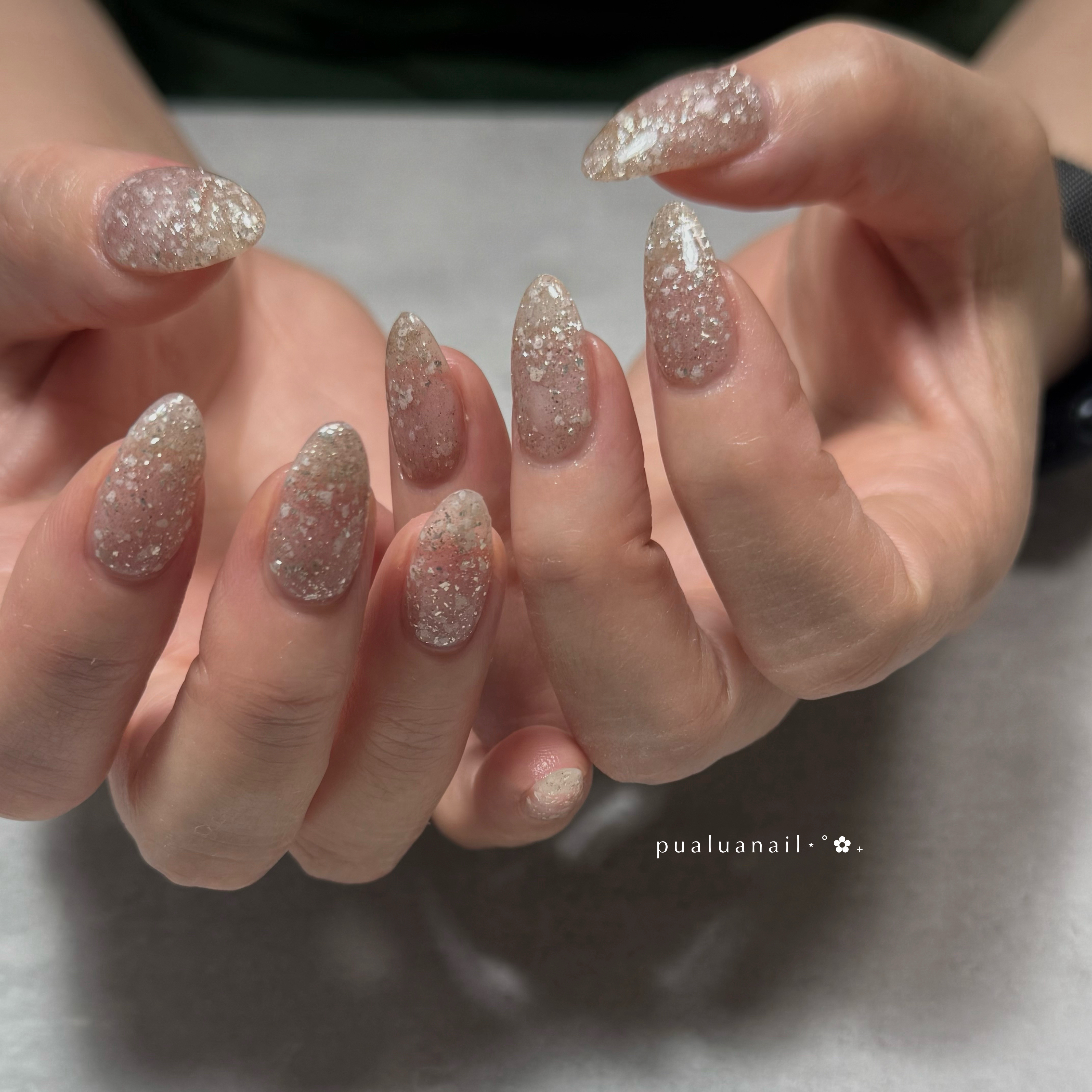 pualua_nail