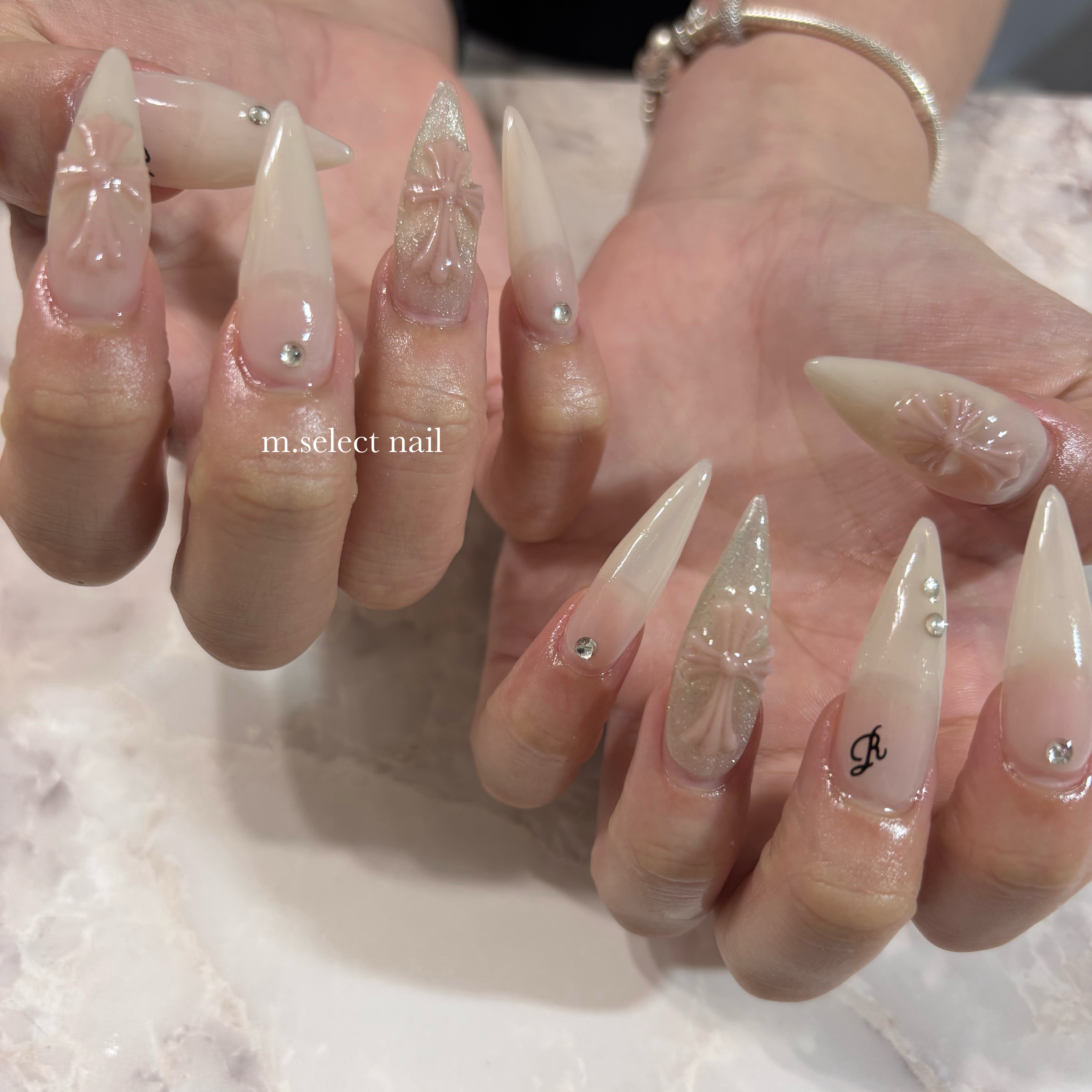 m.selectnail