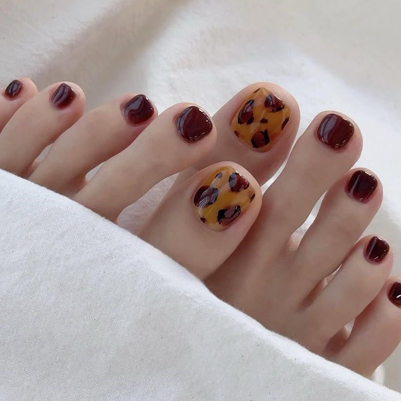 Mirai_Nails