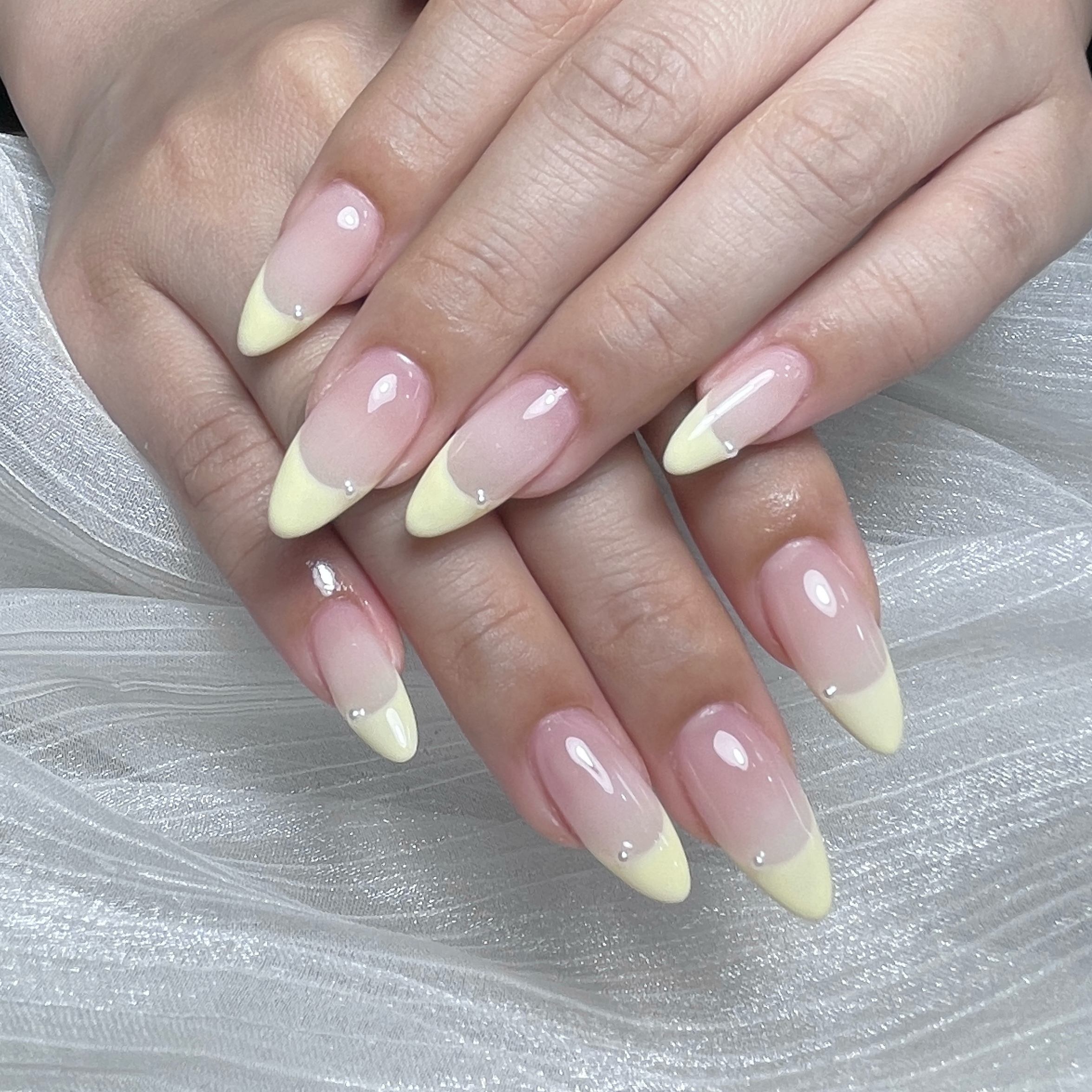 PeachNail_staff
