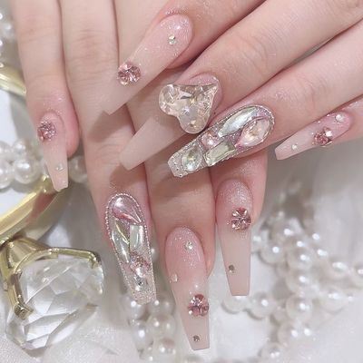 持ち込みデザイン、アートorパーツ付け放題6本まで