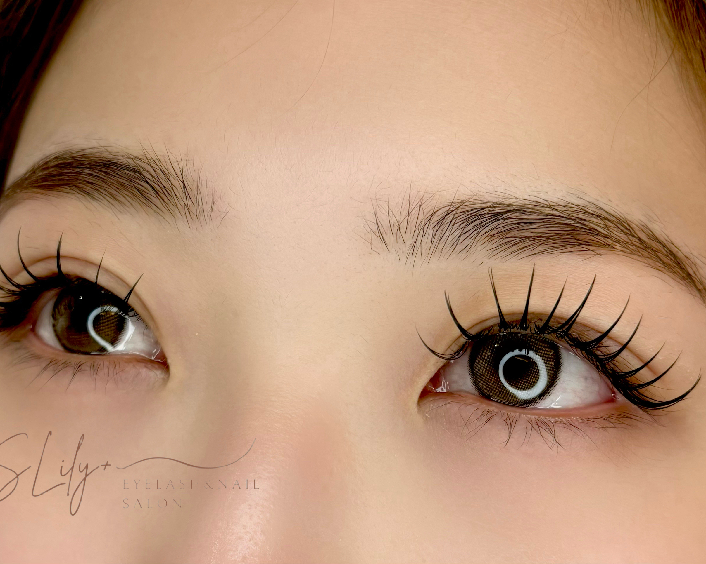 eye_slily