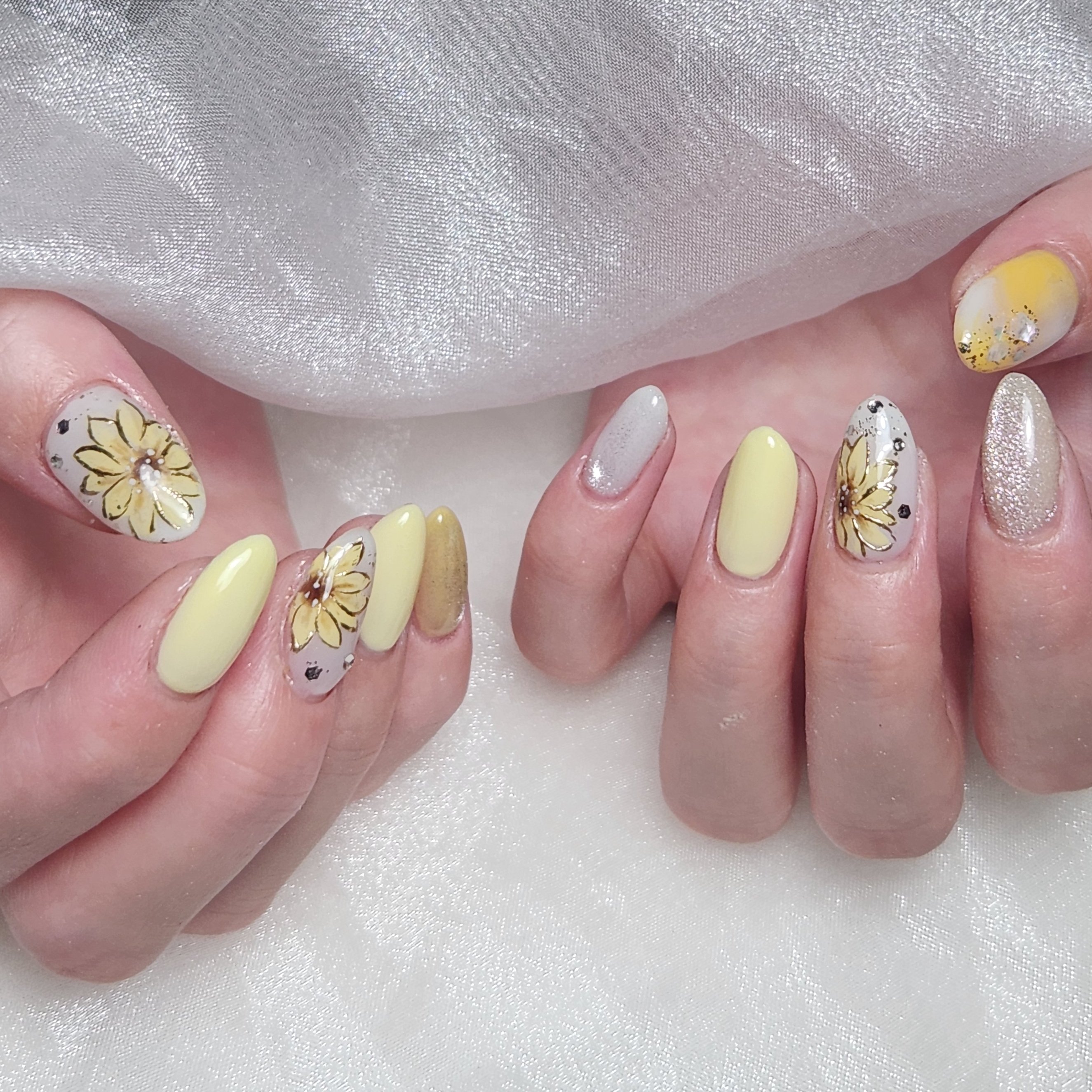 Nailroomno.3