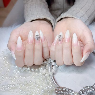 【自爪】マグネット or グラデーションネイル