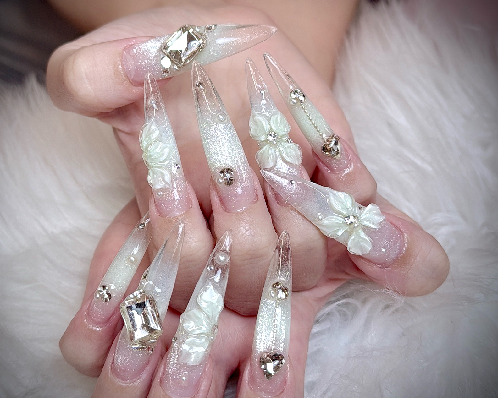 Vp1hue_nail