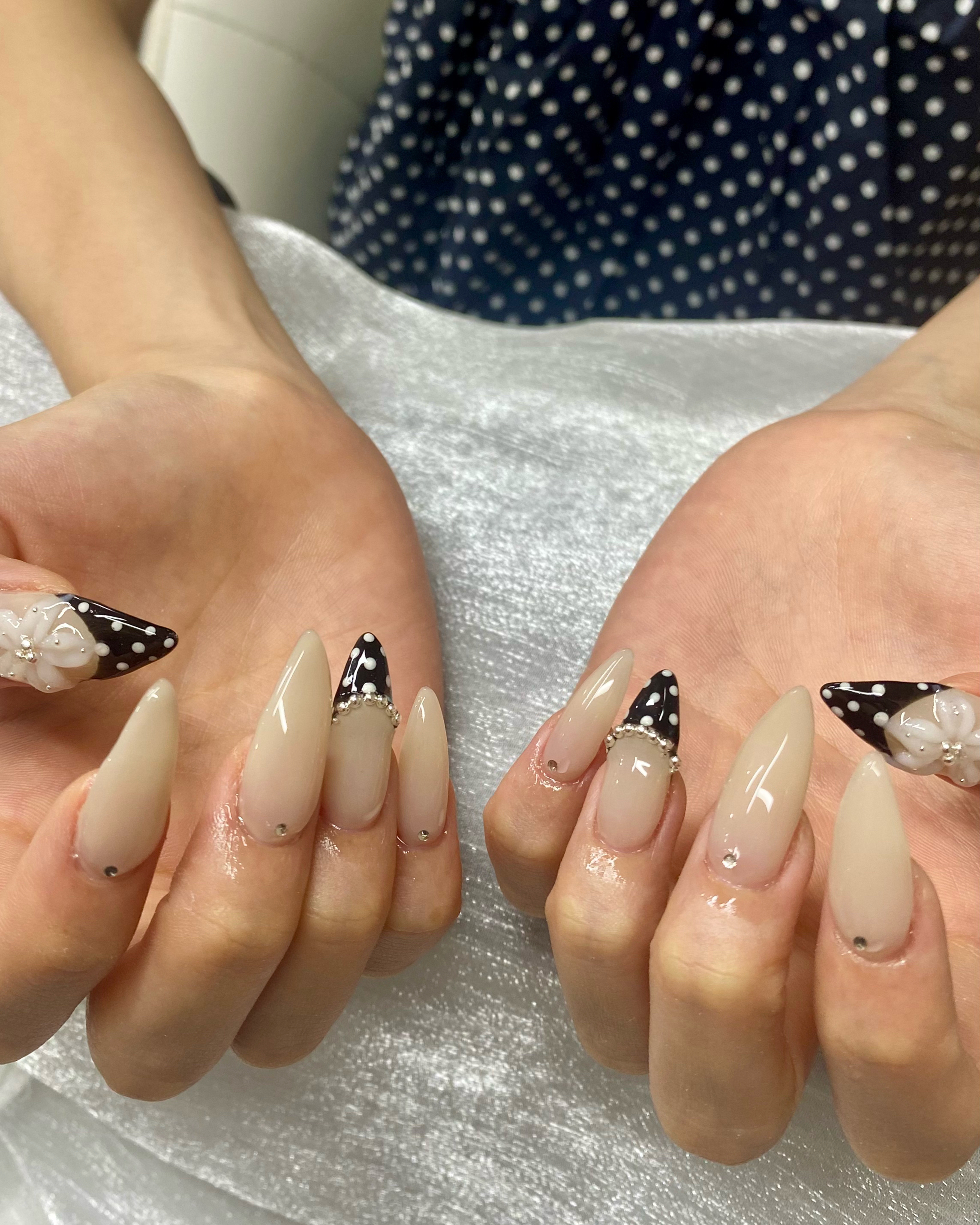 DIAMOND.NAIL.STUDIO
